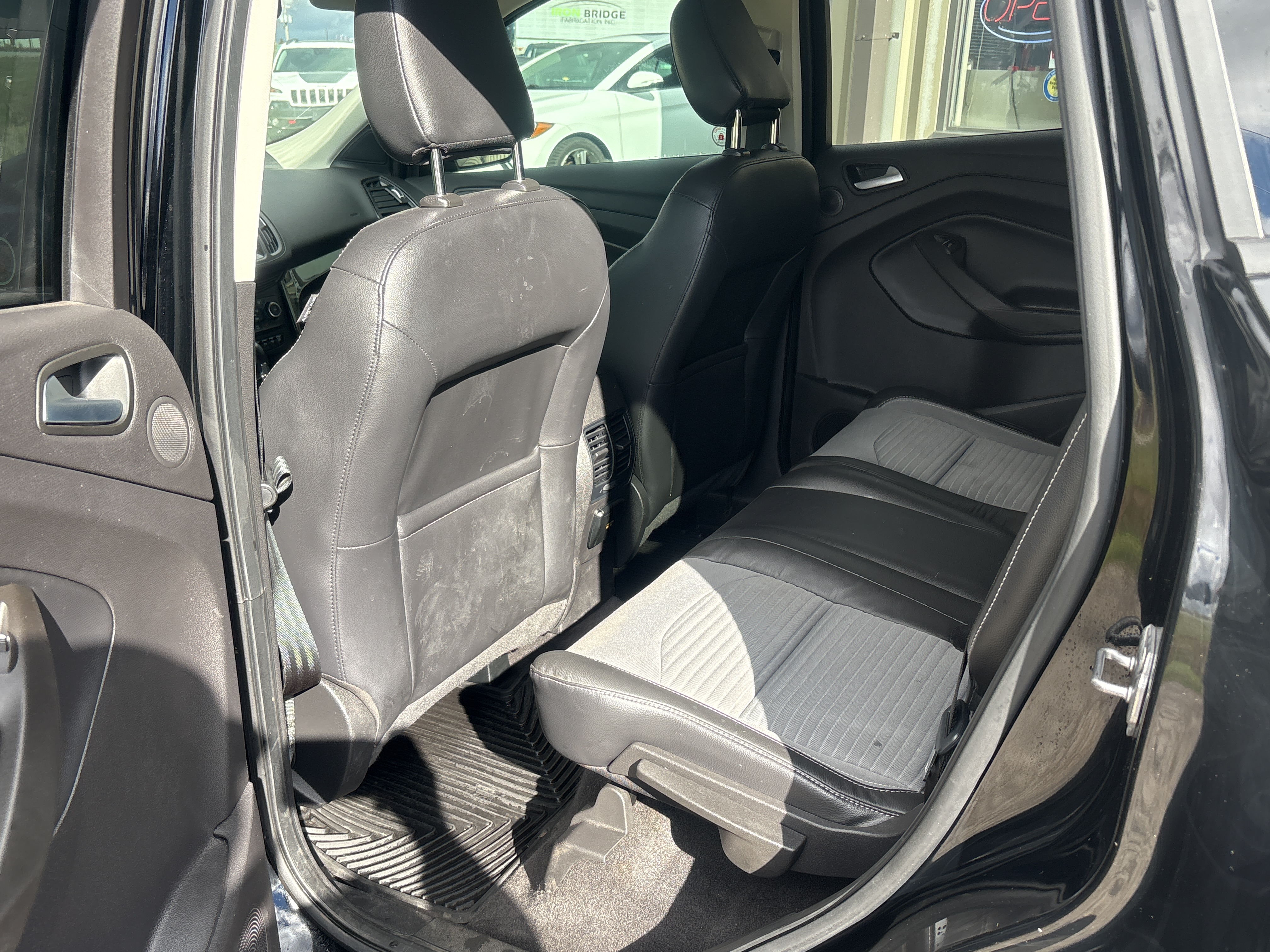 /skymotorscanada/2018-Ford-Escape-9882864089975294.jpg