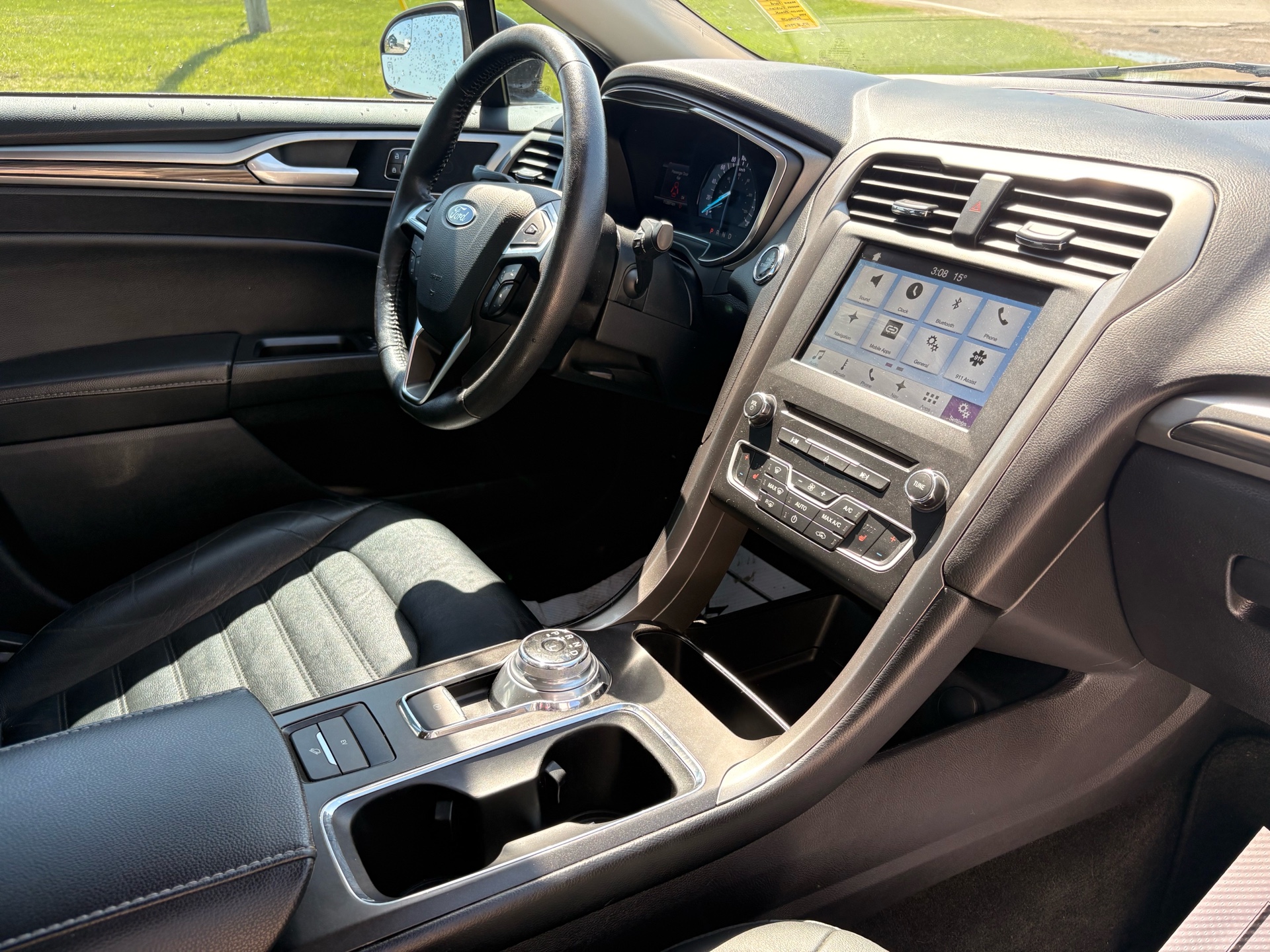 /skymotorscanada/2018-Ford-FusionEnergi-47368010415616557.jpg