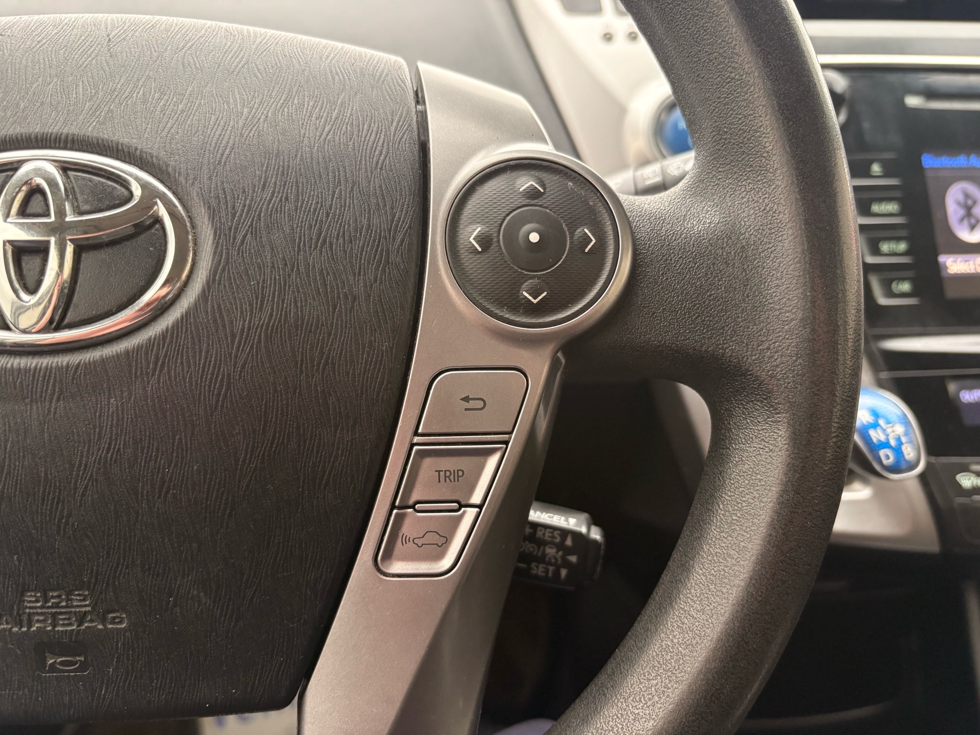 /skymotorscanada/2018-Toyota-PriusV-6902654920978515.jpg
