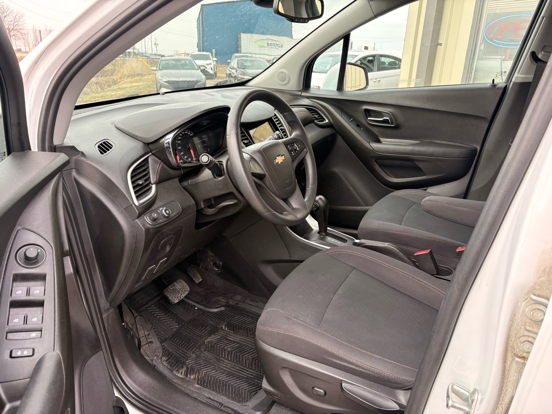 /skymotorscanada/2019-Chevrolet-Trax-17284588041681048.jpg