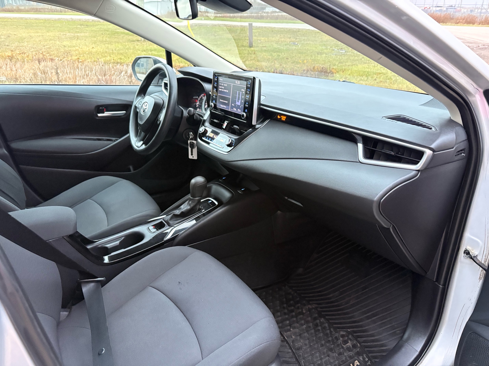 /skymotorscanada/2020-TOYOTA-COROLLA-07970052545437922.jpg