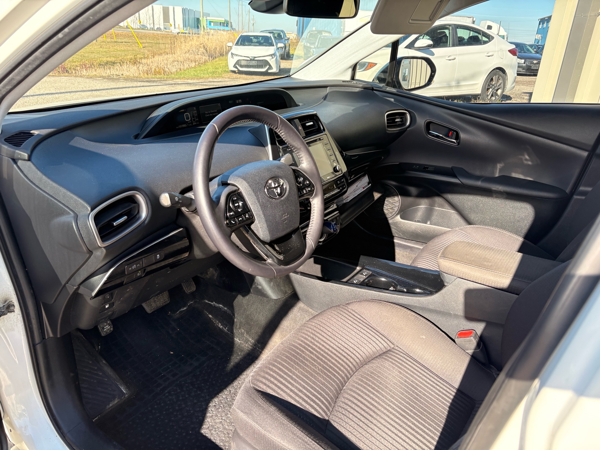/skymotorscanada/2020-Toyota-PriusPrime-01543389498367631.jpg