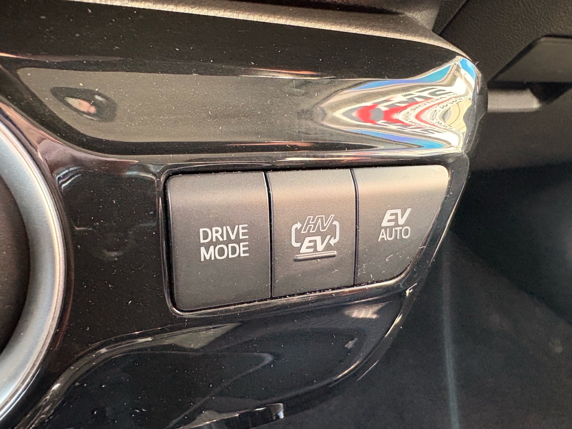 /skymotorscanada/2020-Toyota-PriusPrime-8376283709957537.jpg