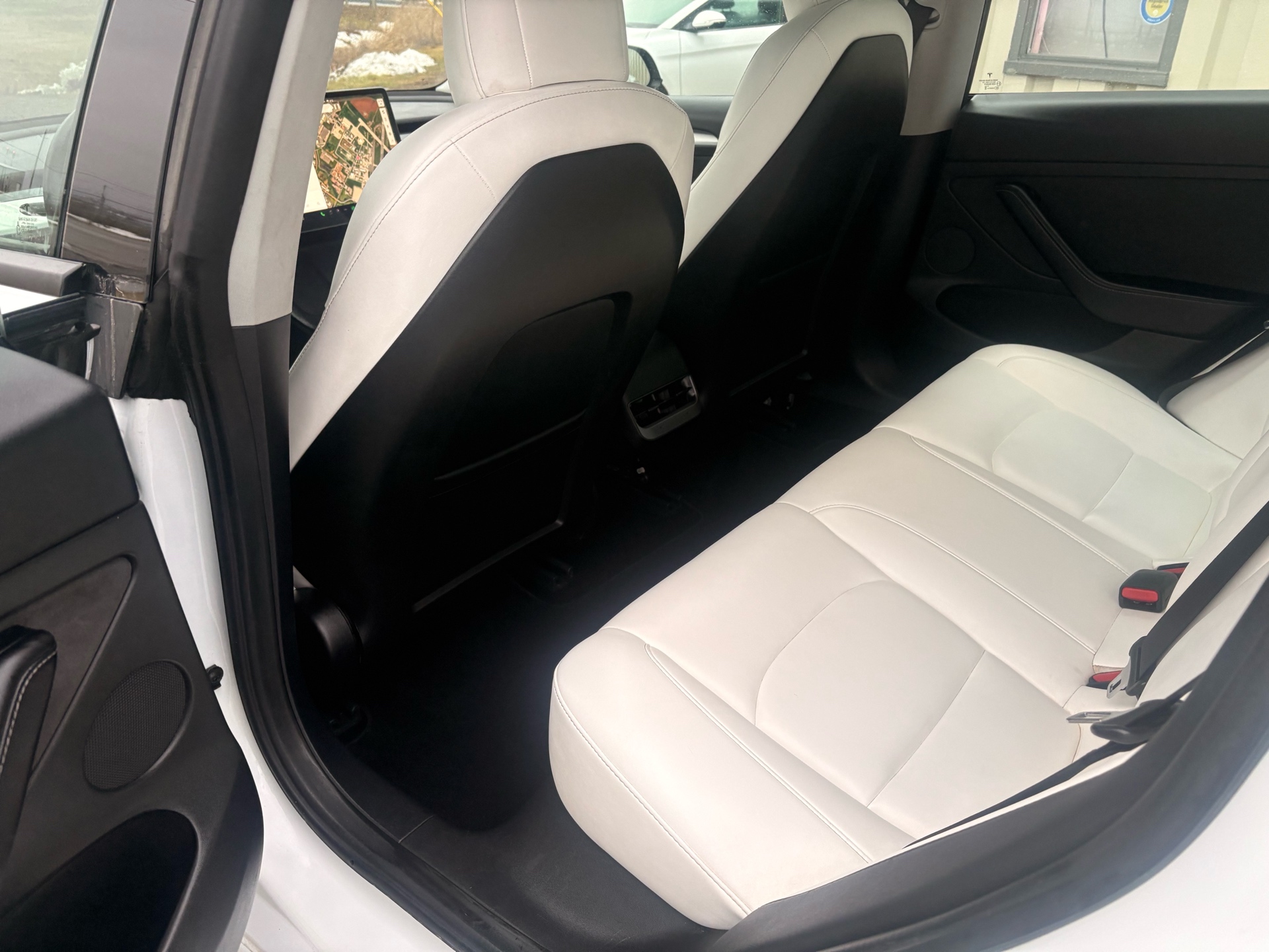 /skymotorscanada/2021-TESLA-MODEL3-29722048800418377.jpg
