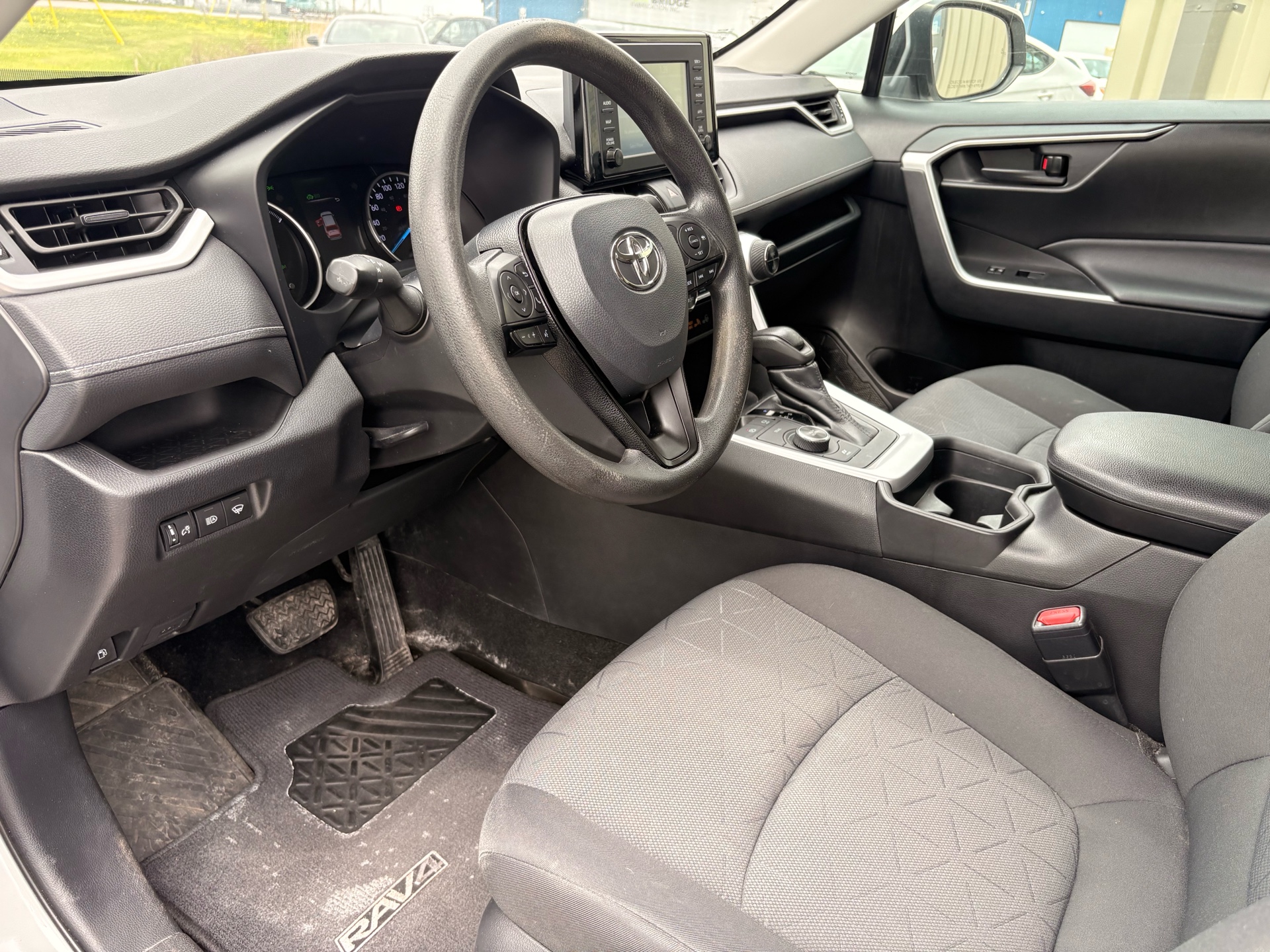 /skymotorscanada/2021-TOYOTA-RAV4-047516821841655066.jpg