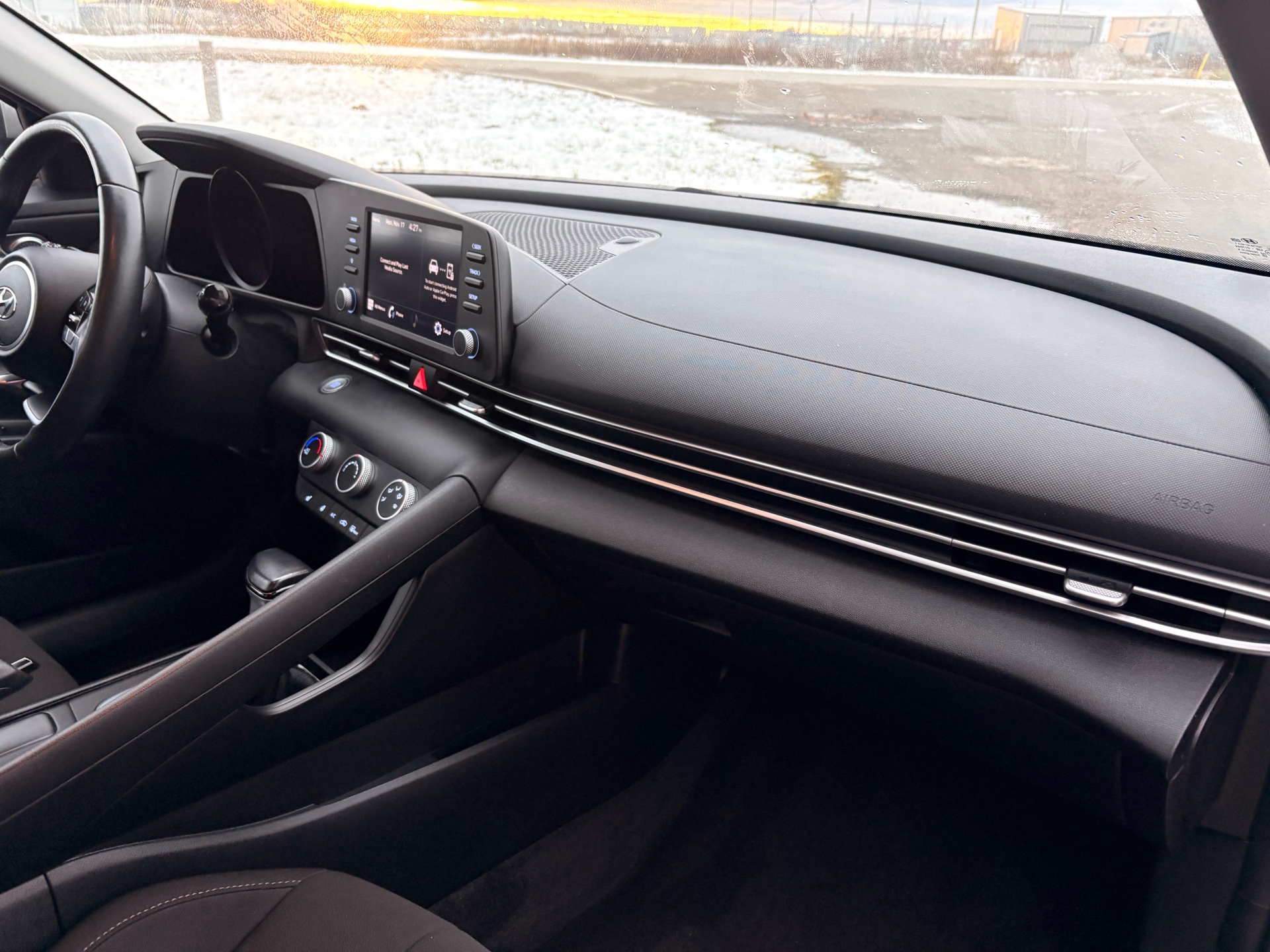 /skymotorscanada/2023-HYUNDAI-ELANTRA-06528637491027278.jpg