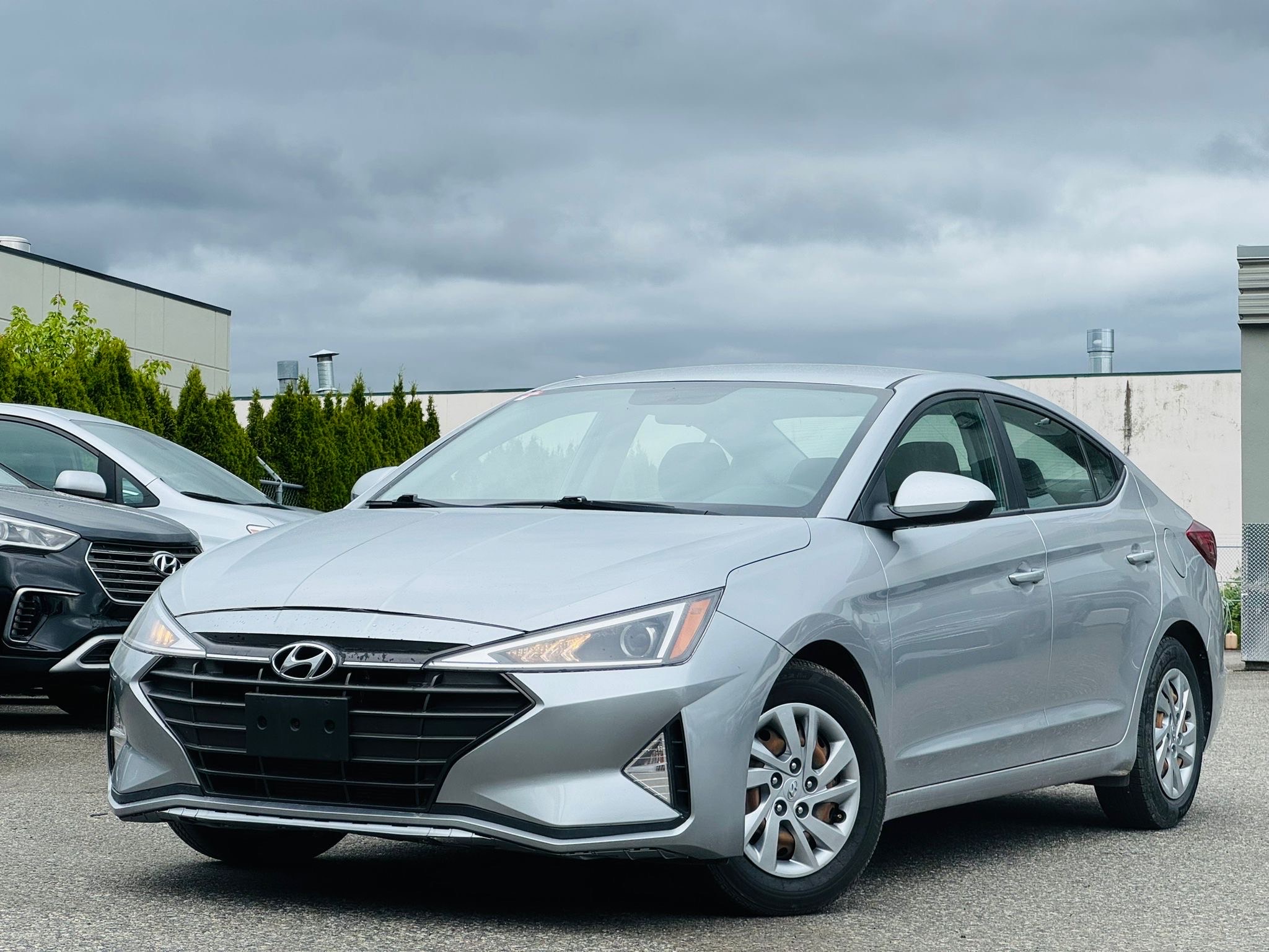 Voxcar HYUNDAI Elantra SEDAN in Gray, VANCOUVER