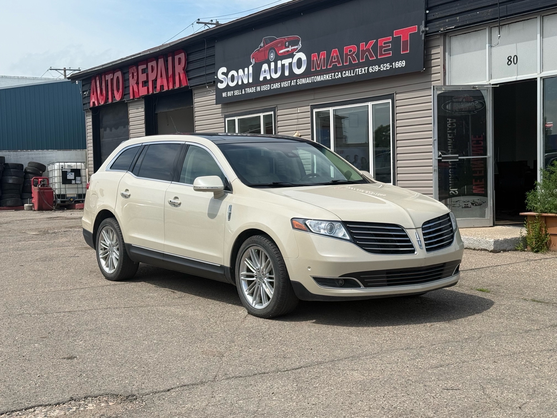 2018 Lincoln MKT
