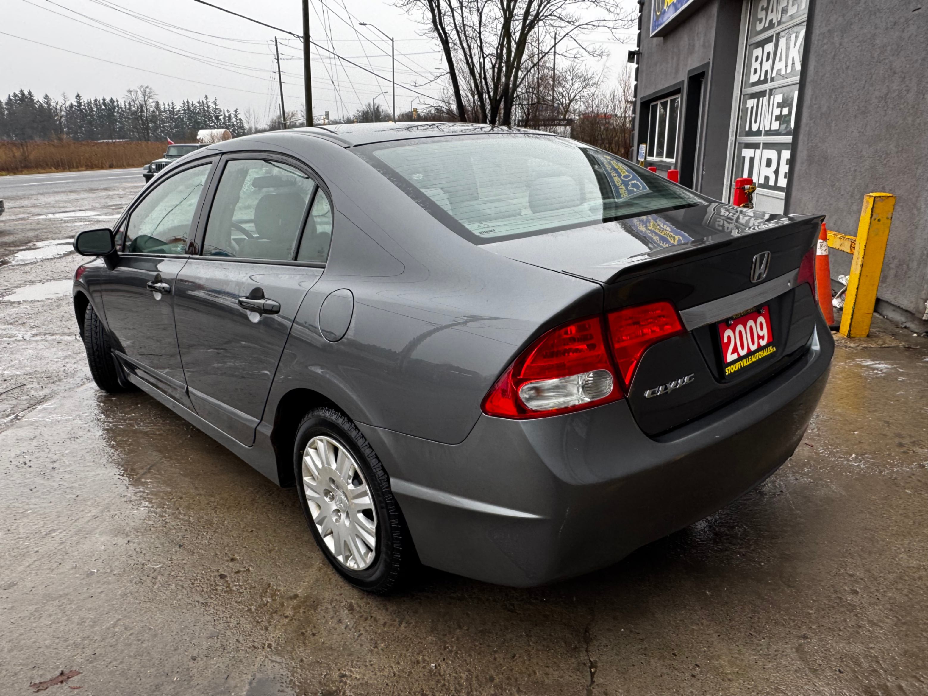/stouffvilleautosales/2009-Honda-Civic-32230203357762943.jpg