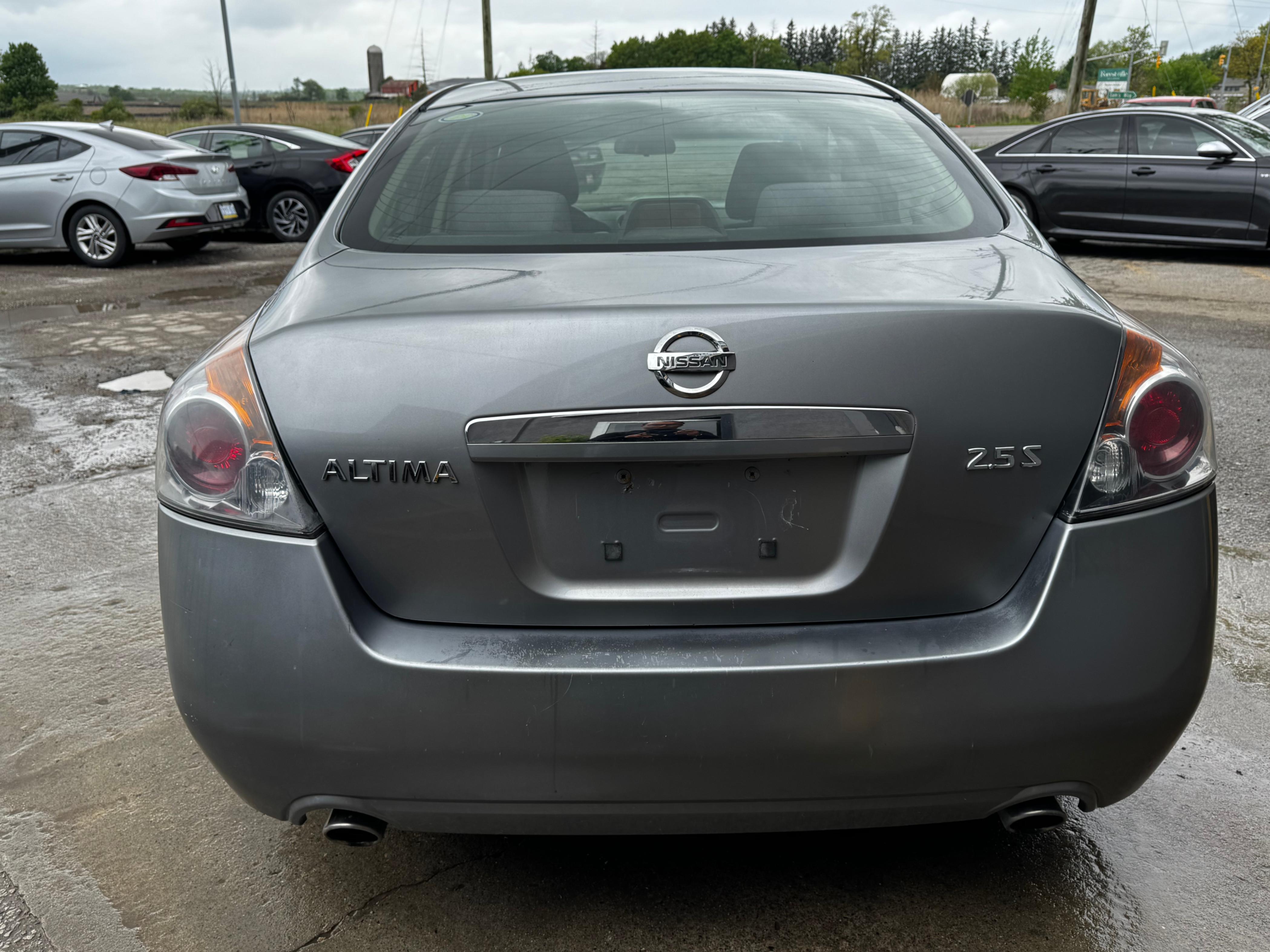 /stouffvilleautosales/2009-Nissan-Altima-17045114289950924.jpg