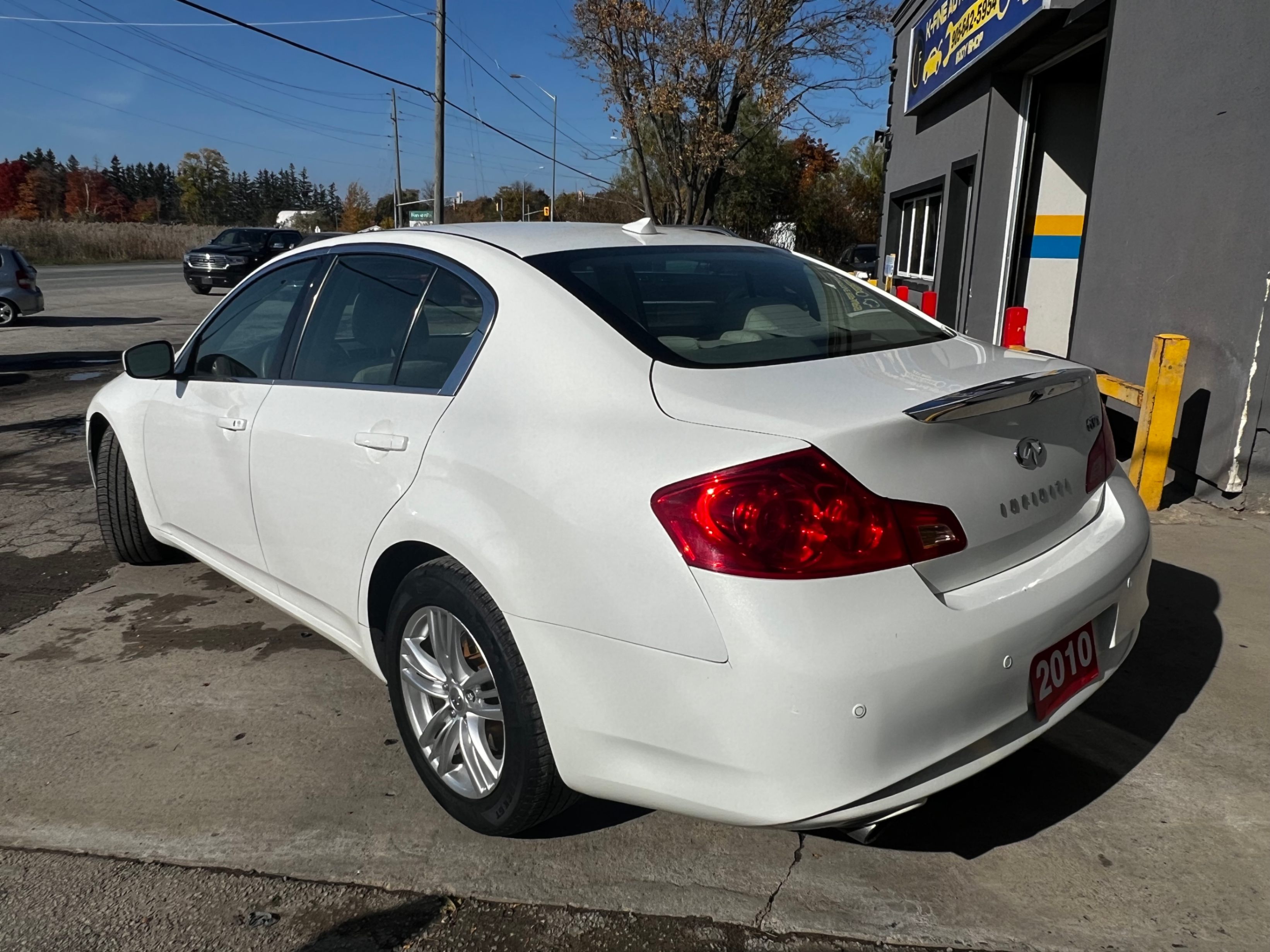 /stouffvilleautosales/2010-INFINITI-G37-8890509996838953.jpg