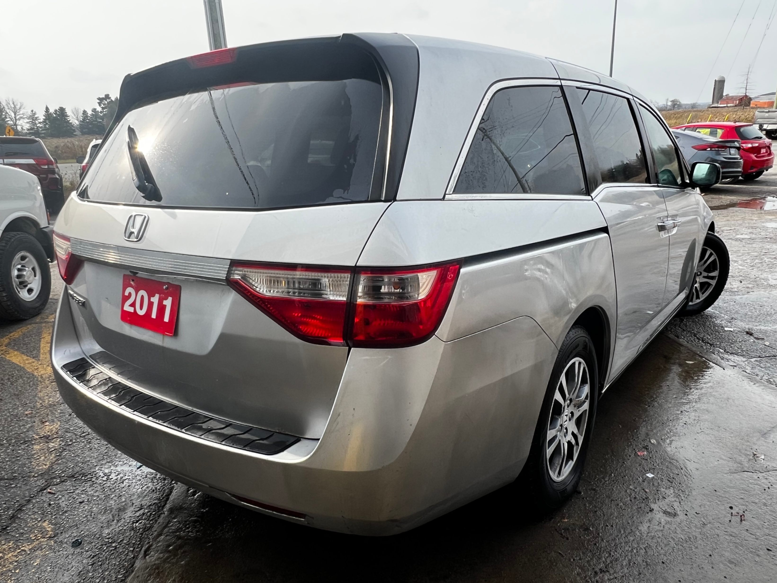 /stouffvilleautosales/2011-Honda-Odyssey-17802855332017908.jpg
