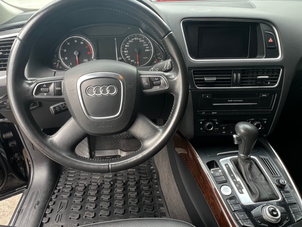 /stouffvilleautosales/2012-Audi-Q5-34003814576686686.jpg