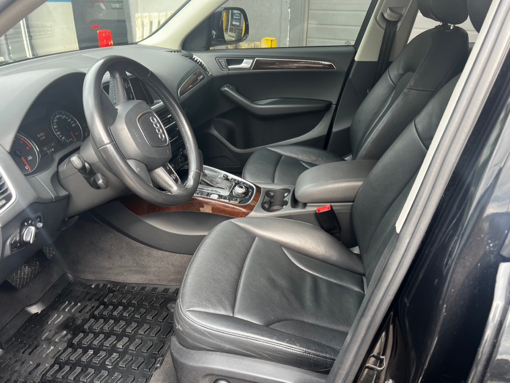 /stouffvilleautosales/2012-Audi-Q5-8124757189811065.jpg
