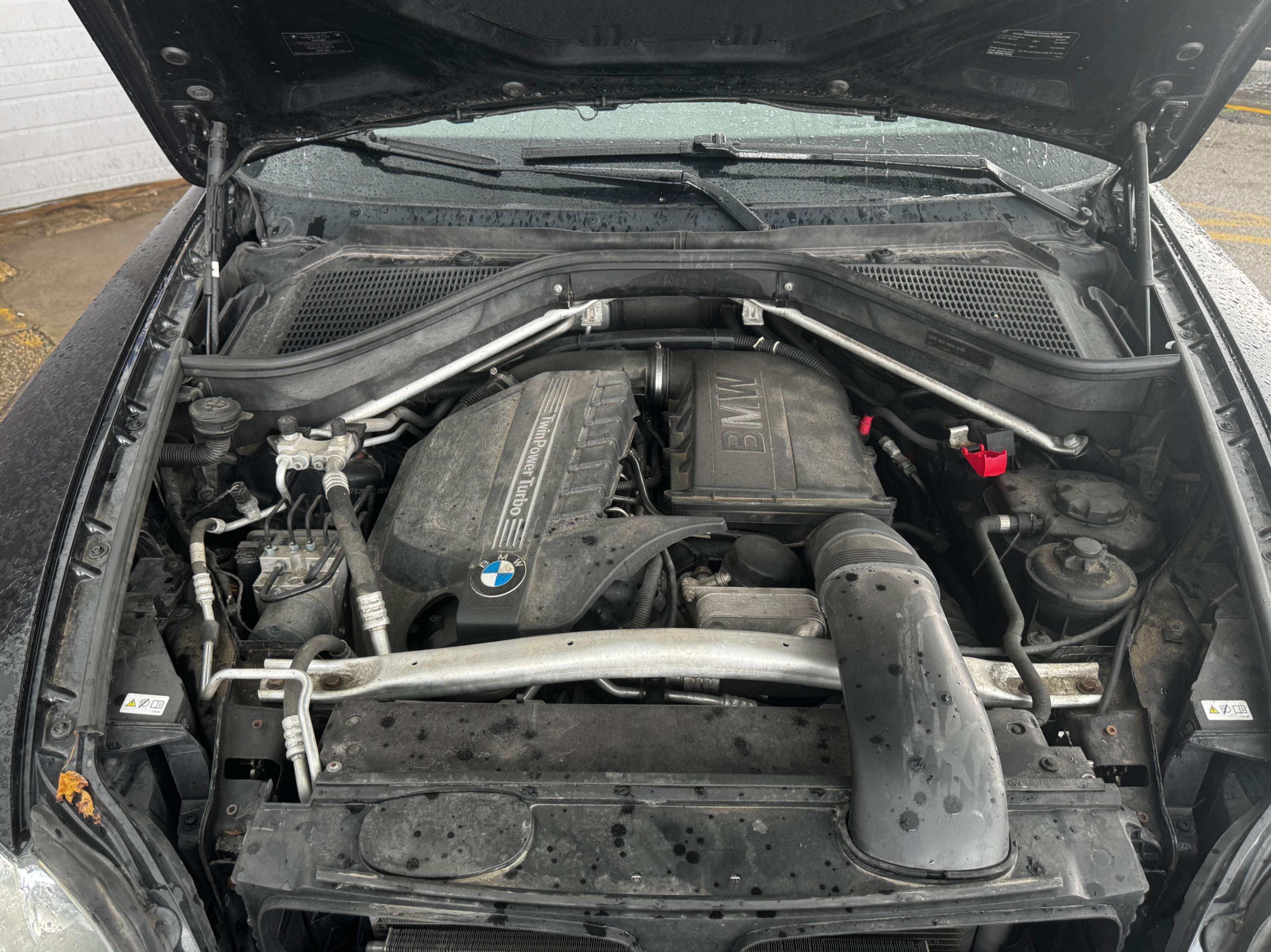 /stouffvilleautosales/2012-BMW-X6-7170051048603805.jpg
