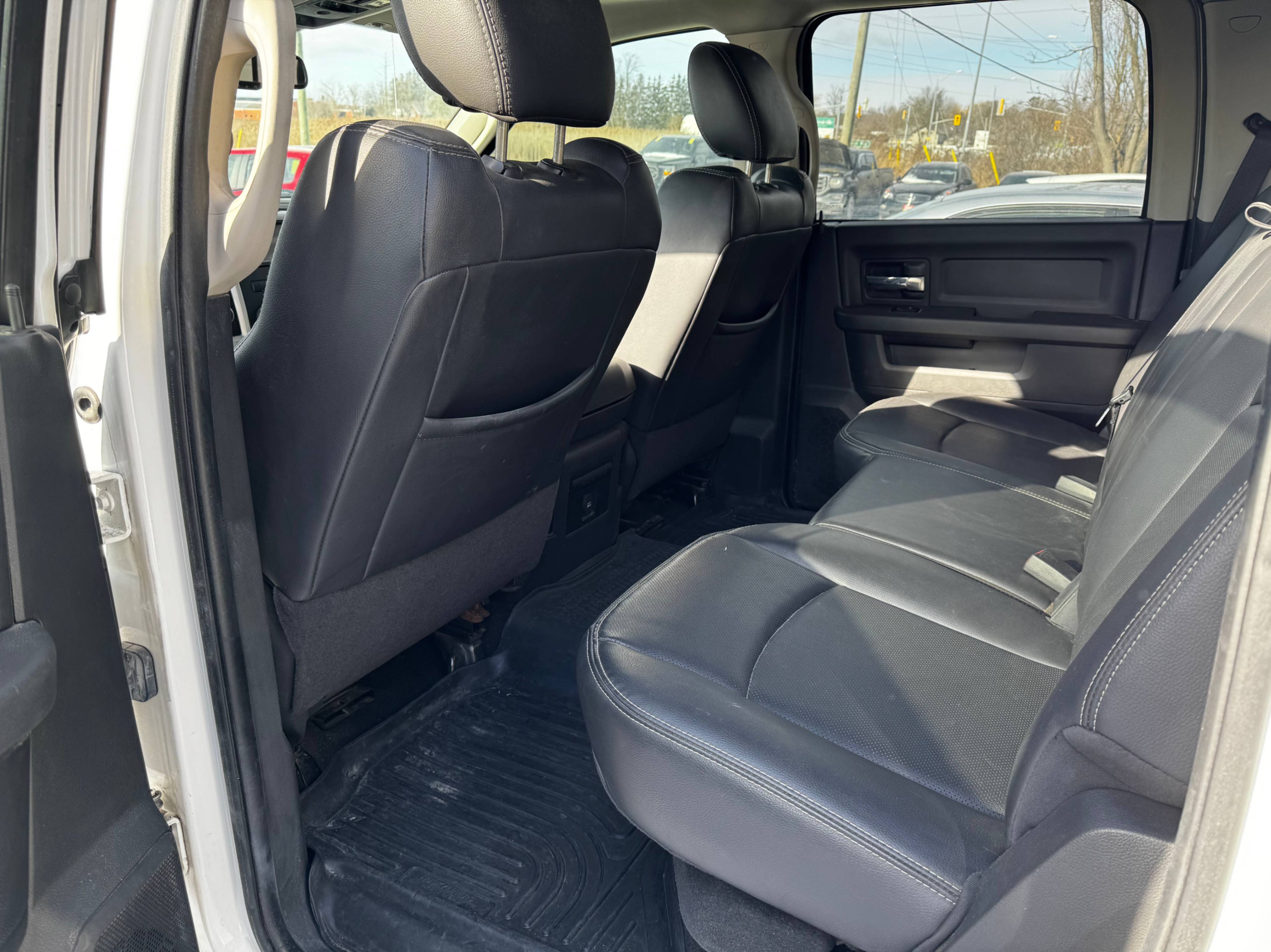 /stouffvilleautosales/2012-Ram-1500-7500654049303235.jpg