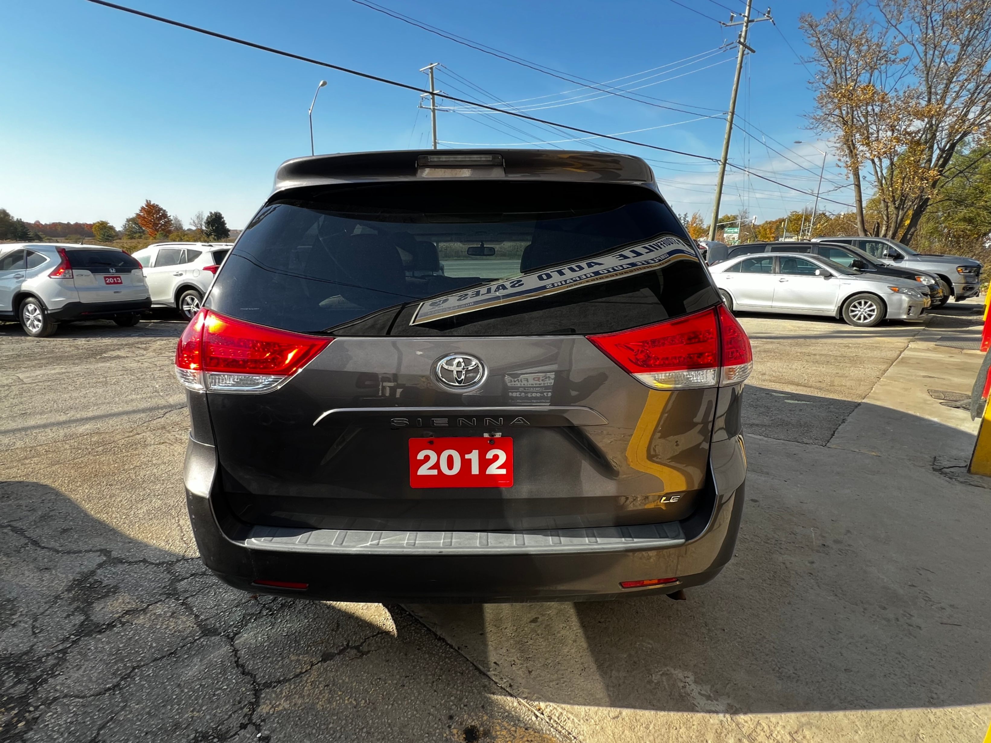 /stouffvilleautosales/2012-Toyota-Sienna-519592152412736.jpg