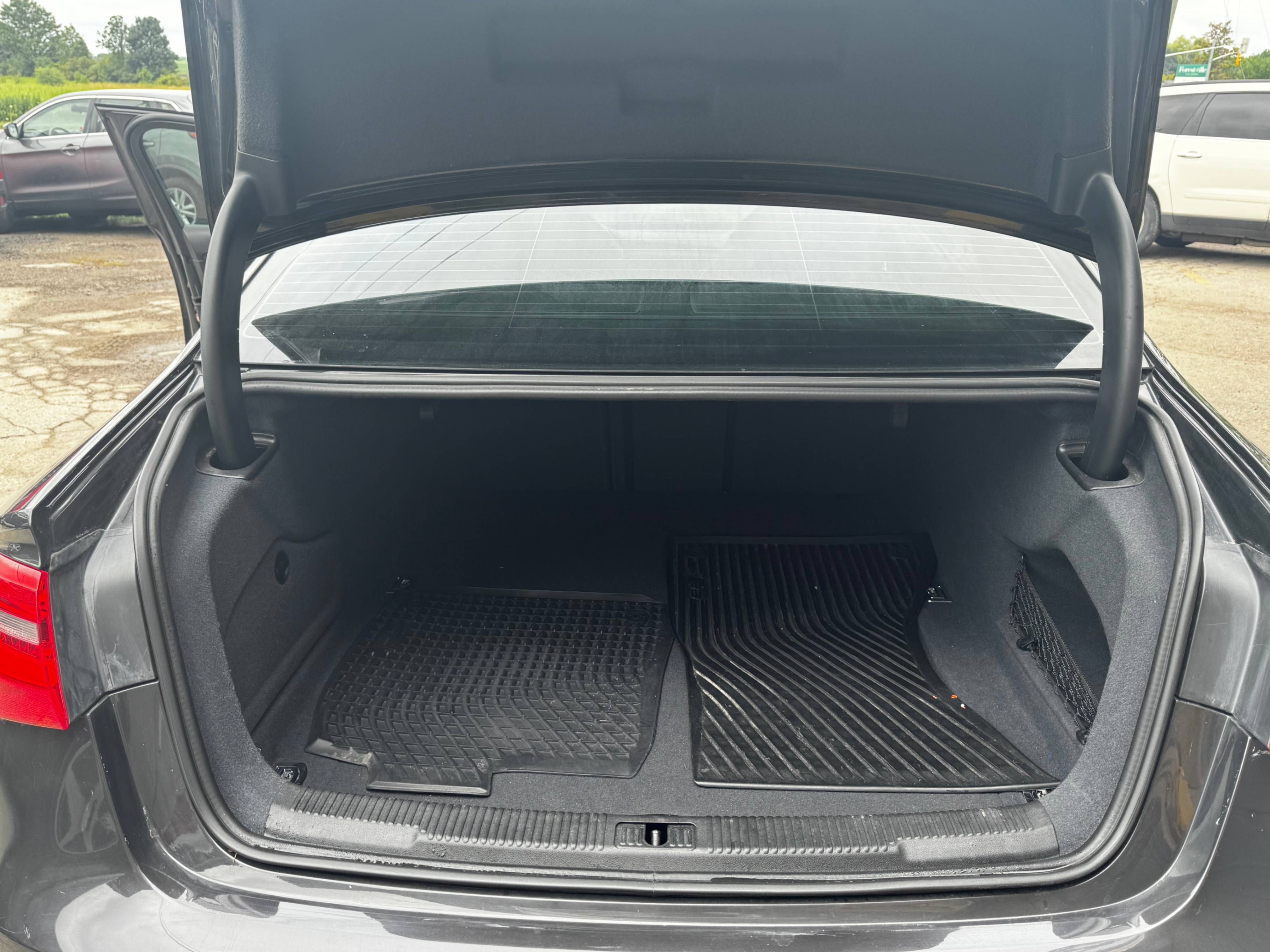 /stouffvilleautosales/2013-Audi-S6-18351182731898108.jpg