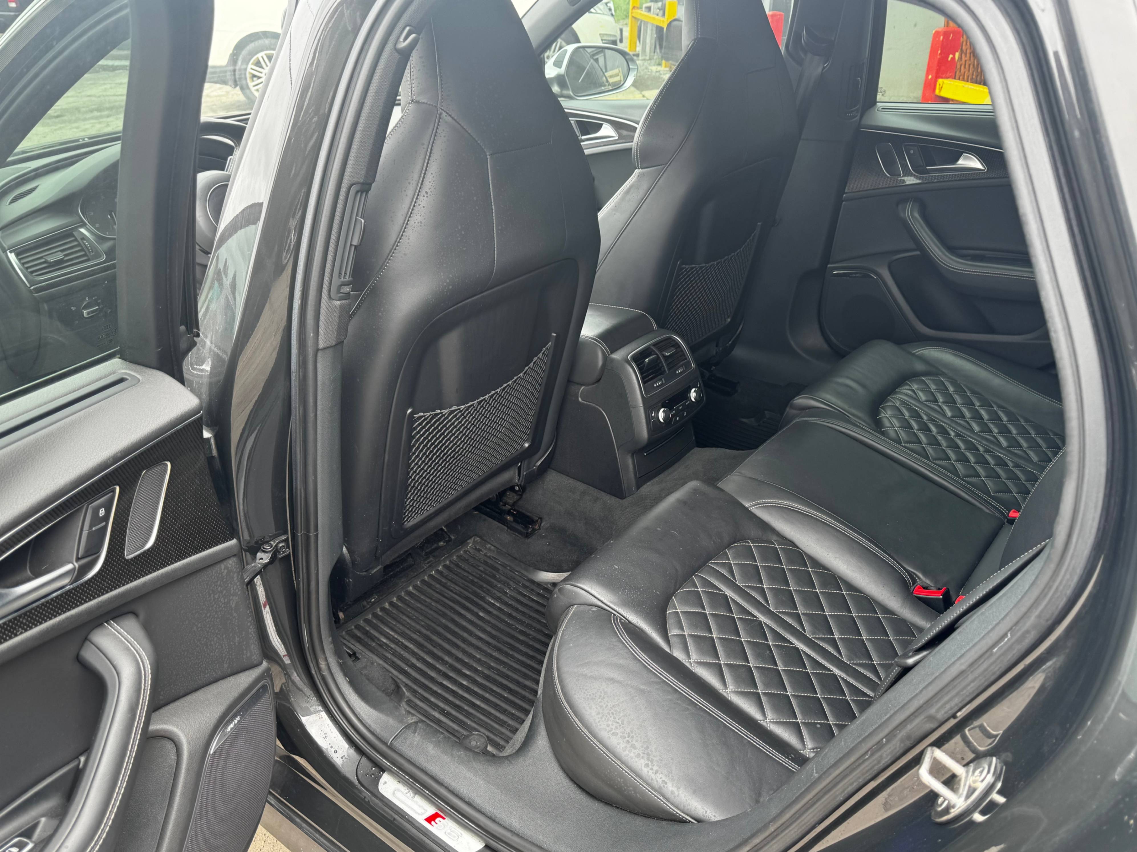 /stouffvilleautosales/2013-Audi-S6-7903992582803663.jpg