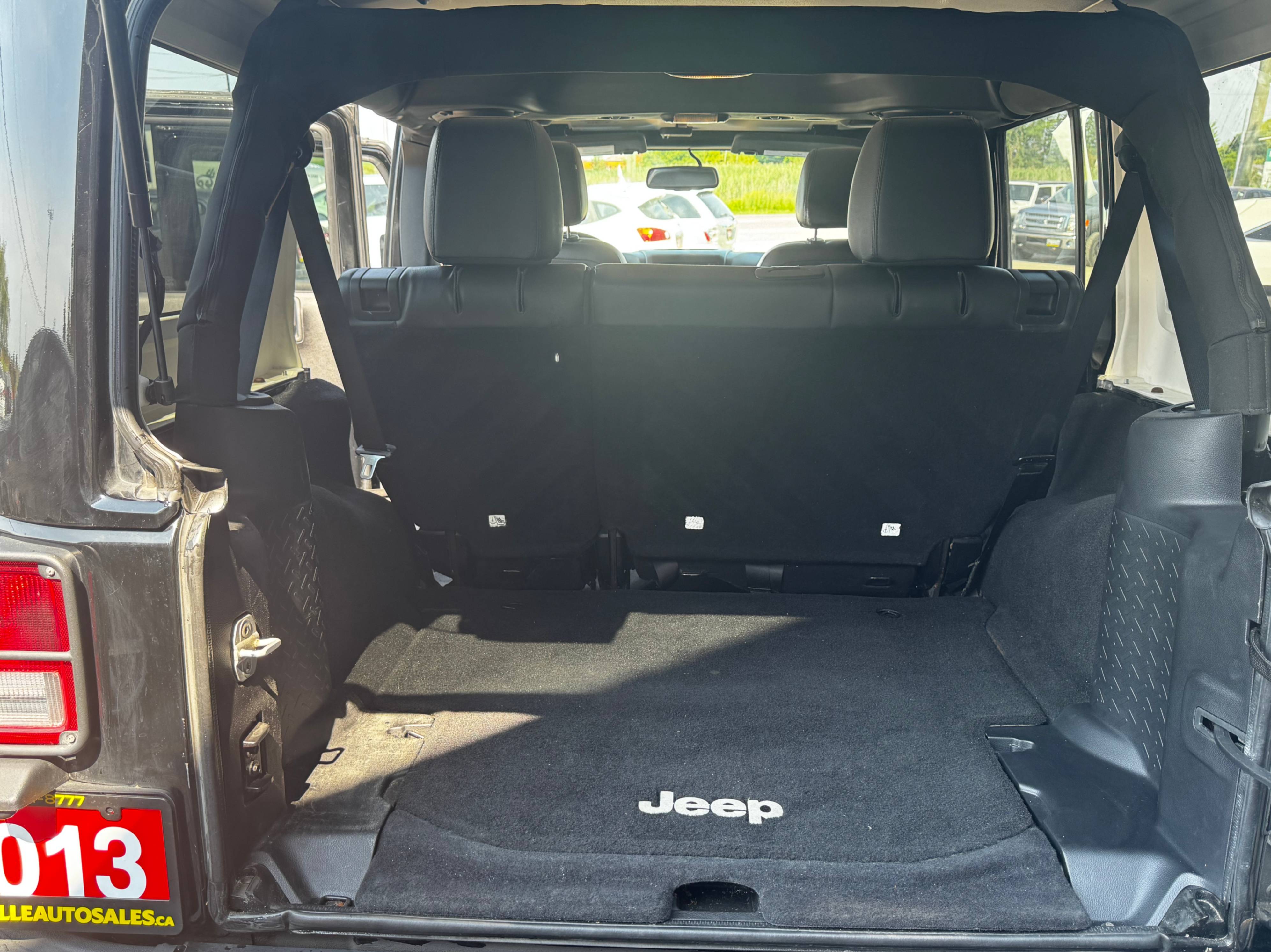 /stouffvilleautosales/2013-Jeep-WranglerUnlimited-5516862662900623.jpg