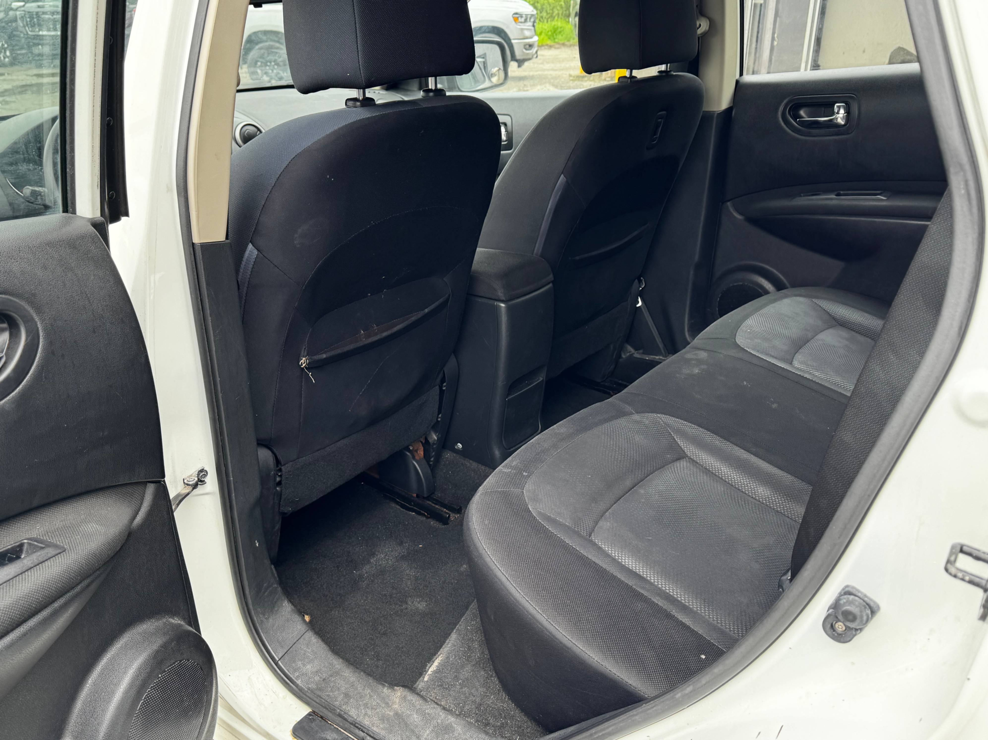 /stouffvilleautosales/2013-Nissan-Rogue-3138890011921296.jpg
