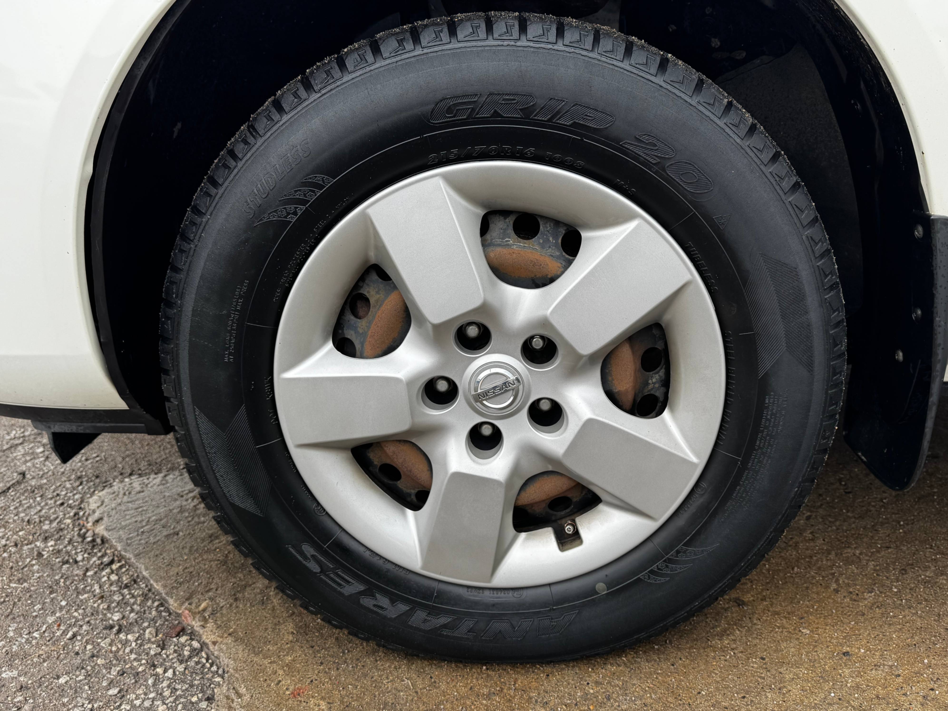 /stouffvilleautosales/2013-Nissan-Rogue-43118401145128504.jpg
