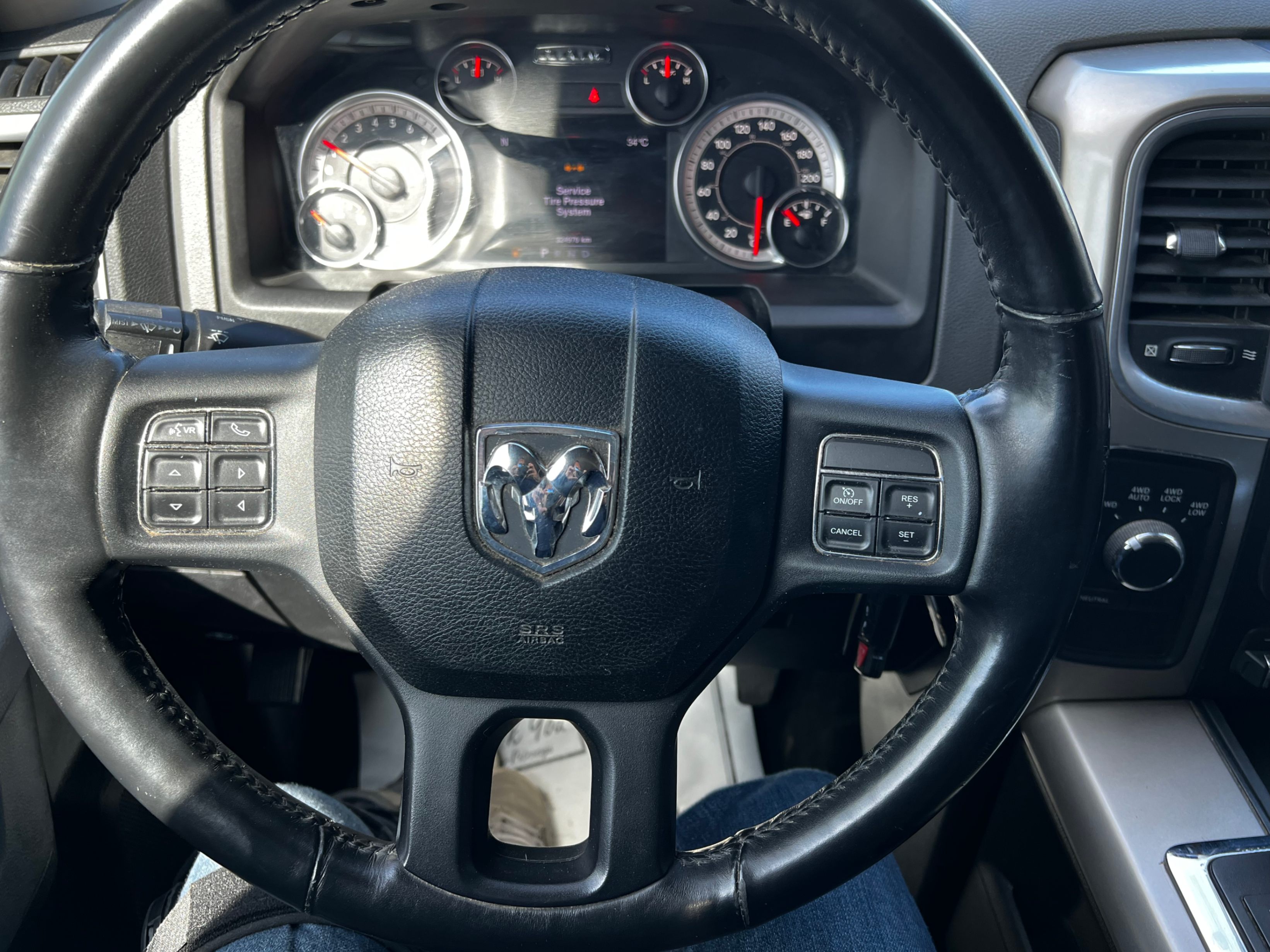 /stouffvilleautosales/2013-Ram-1500-9101273469113935.jpg