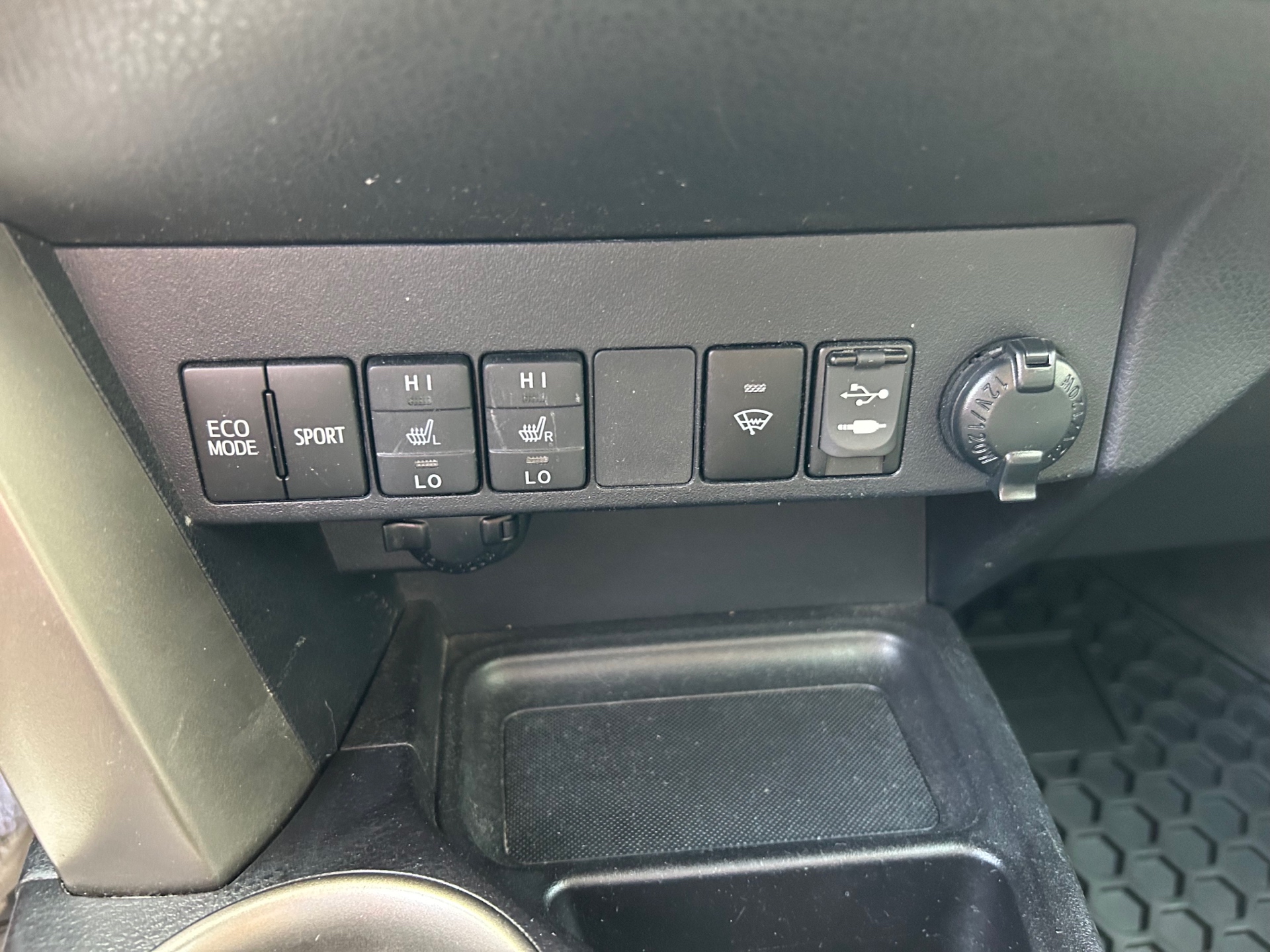 /stouffvilleautosales/2013-Toyota-RAV4-4479895845000097.jpg
