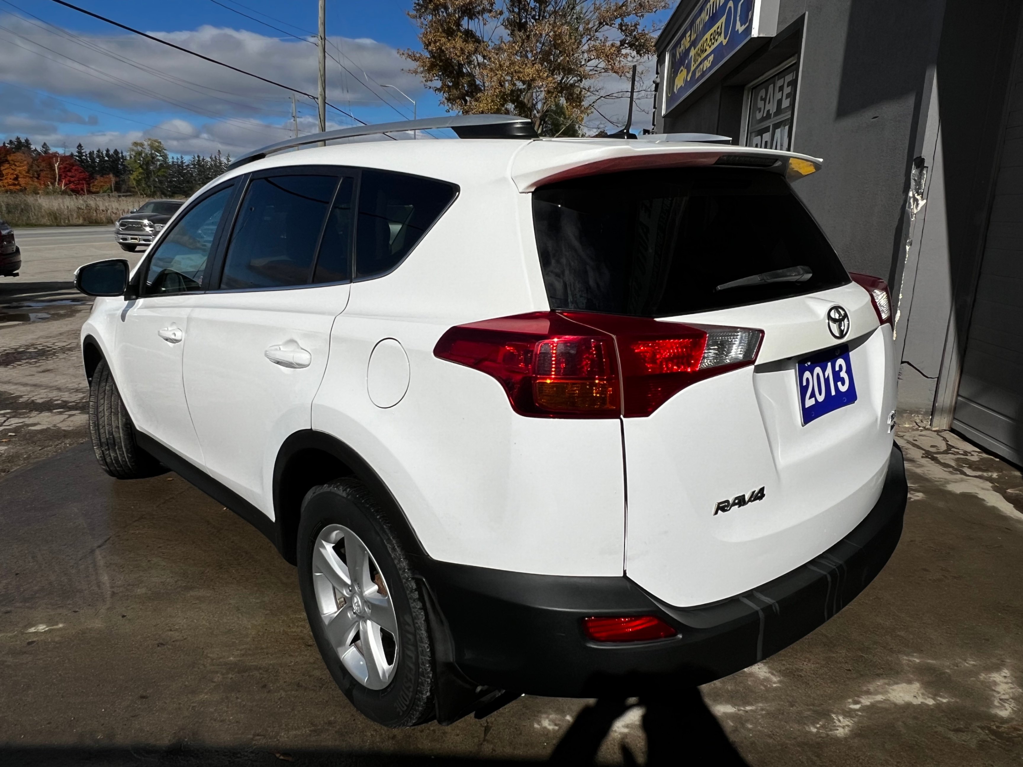 /stouffvilleautosales/2013-Toyota-RAV4-7238828533671384.jpg