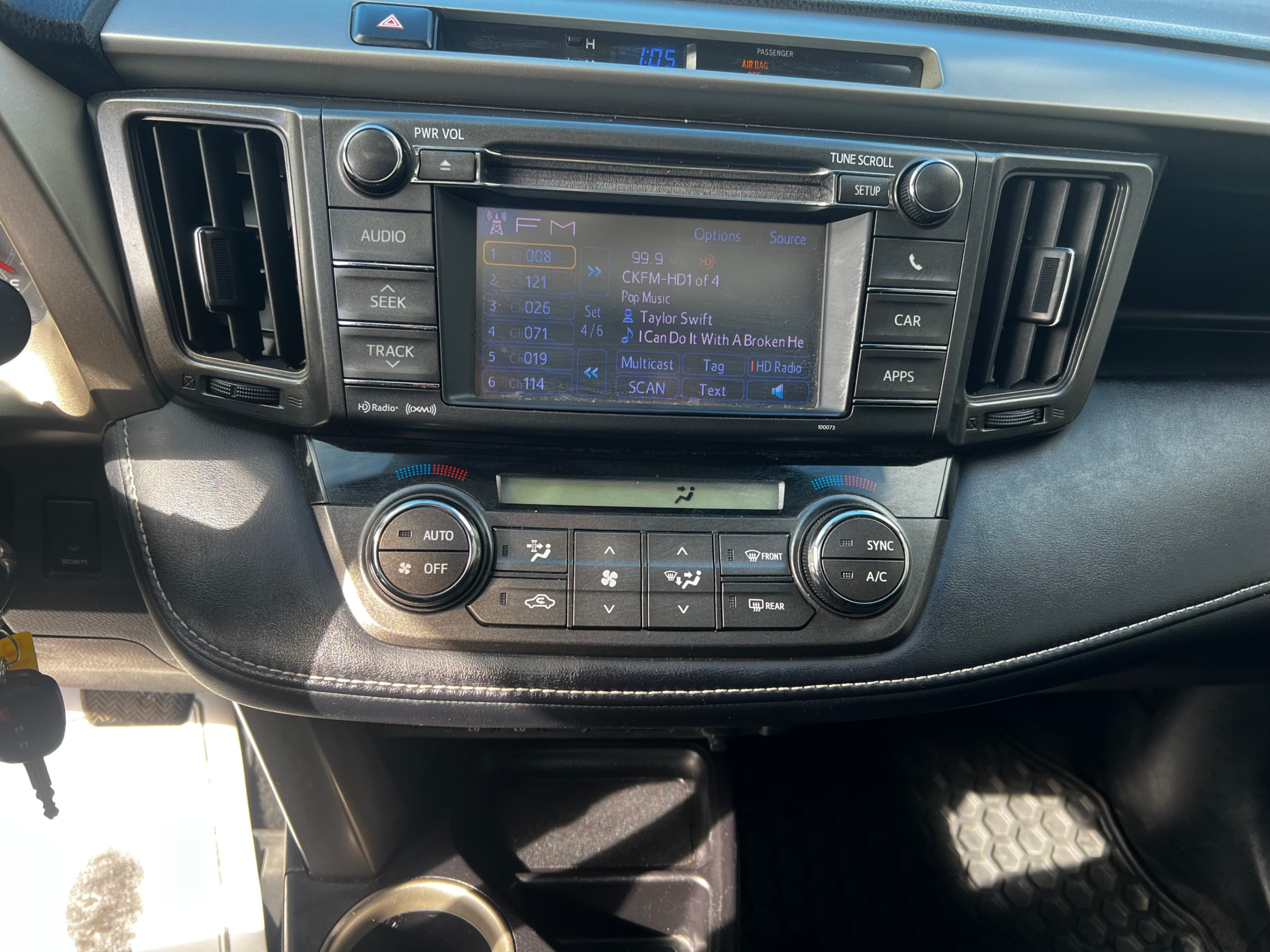 /stouffvilleautosales/2013-Toyota-RAV4-8178527424133679.jpg