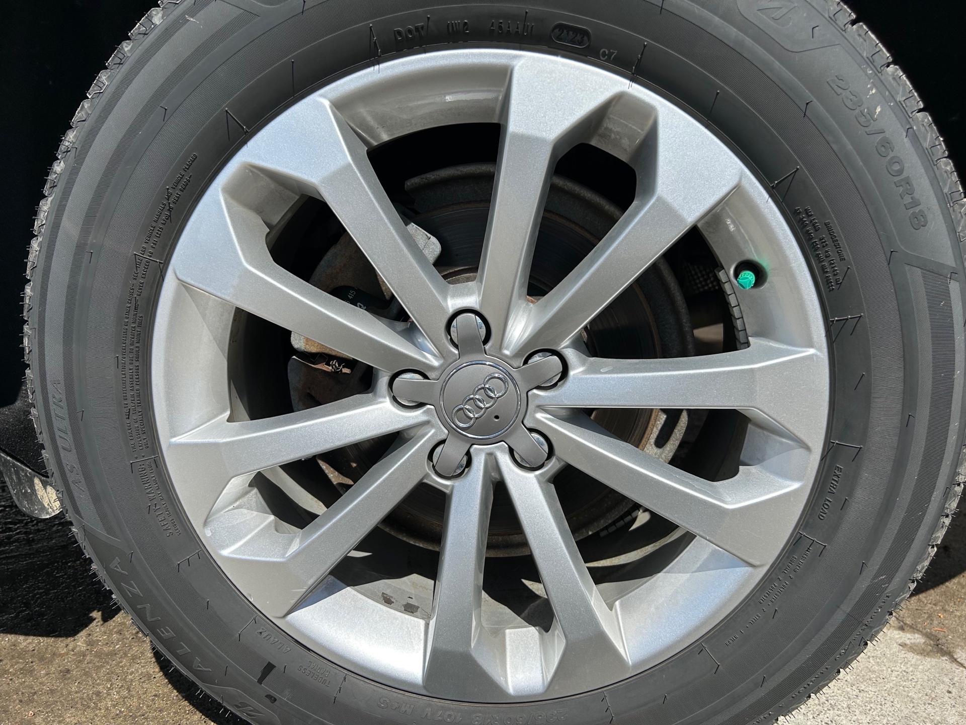 /stouffvilleautosales/2014-Audi-Q5-956411778508927.jpg