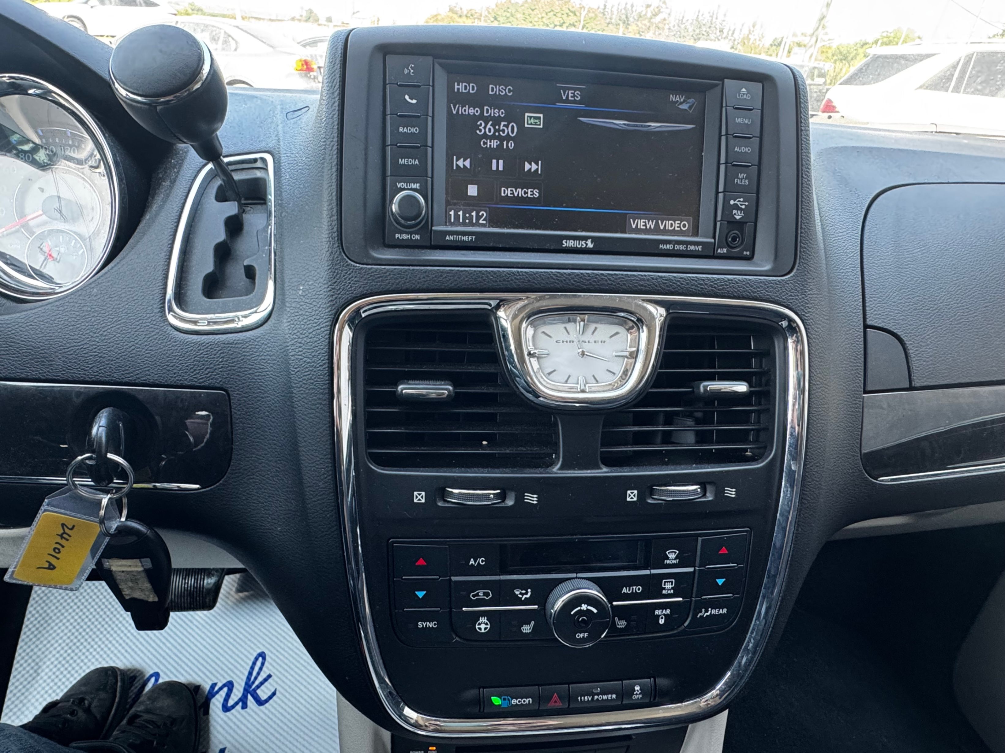 /stouffvilleautosales/2014-Chrysler-Town&-1701459585791174.jpg