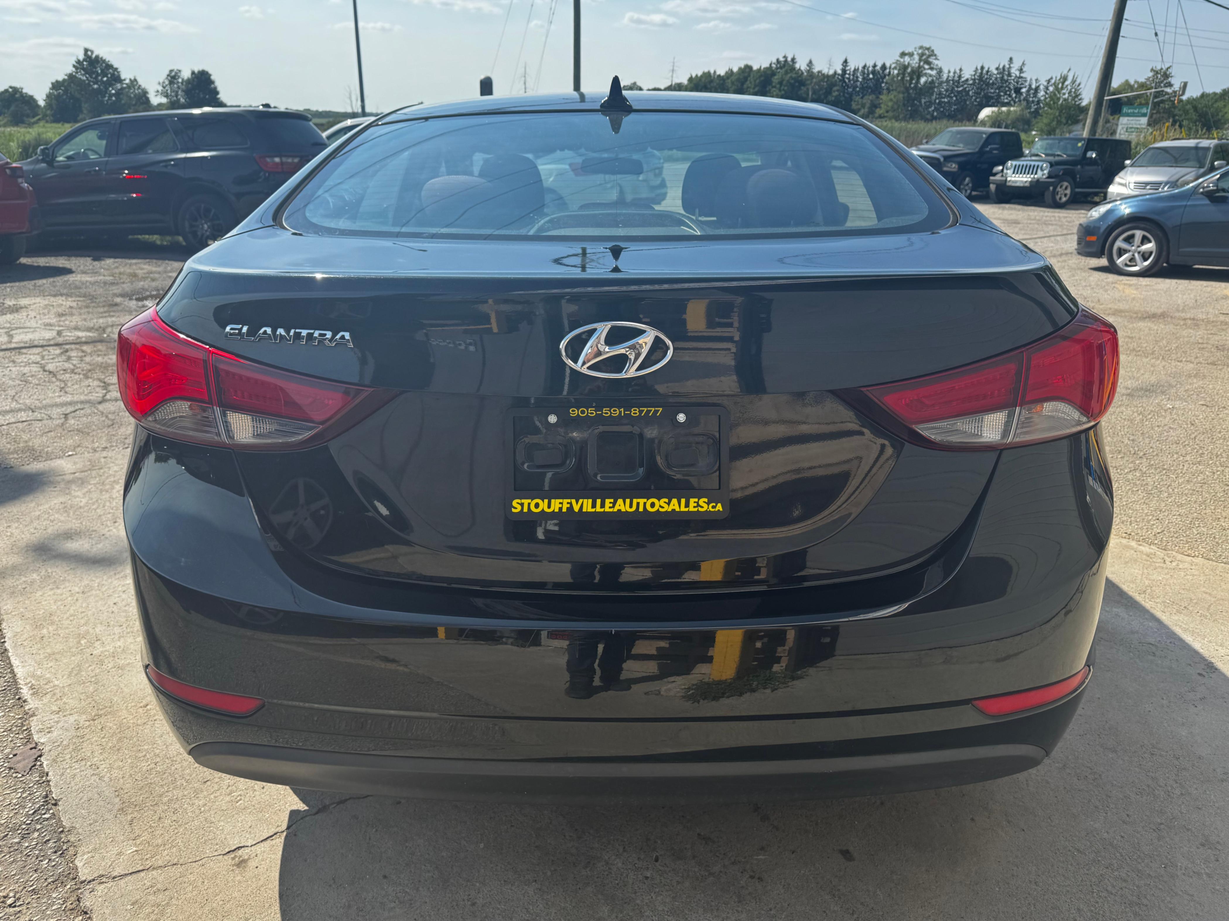 /stouffvilleautosales/2015-Hyundai-Elantra-8048434418027148.jpg