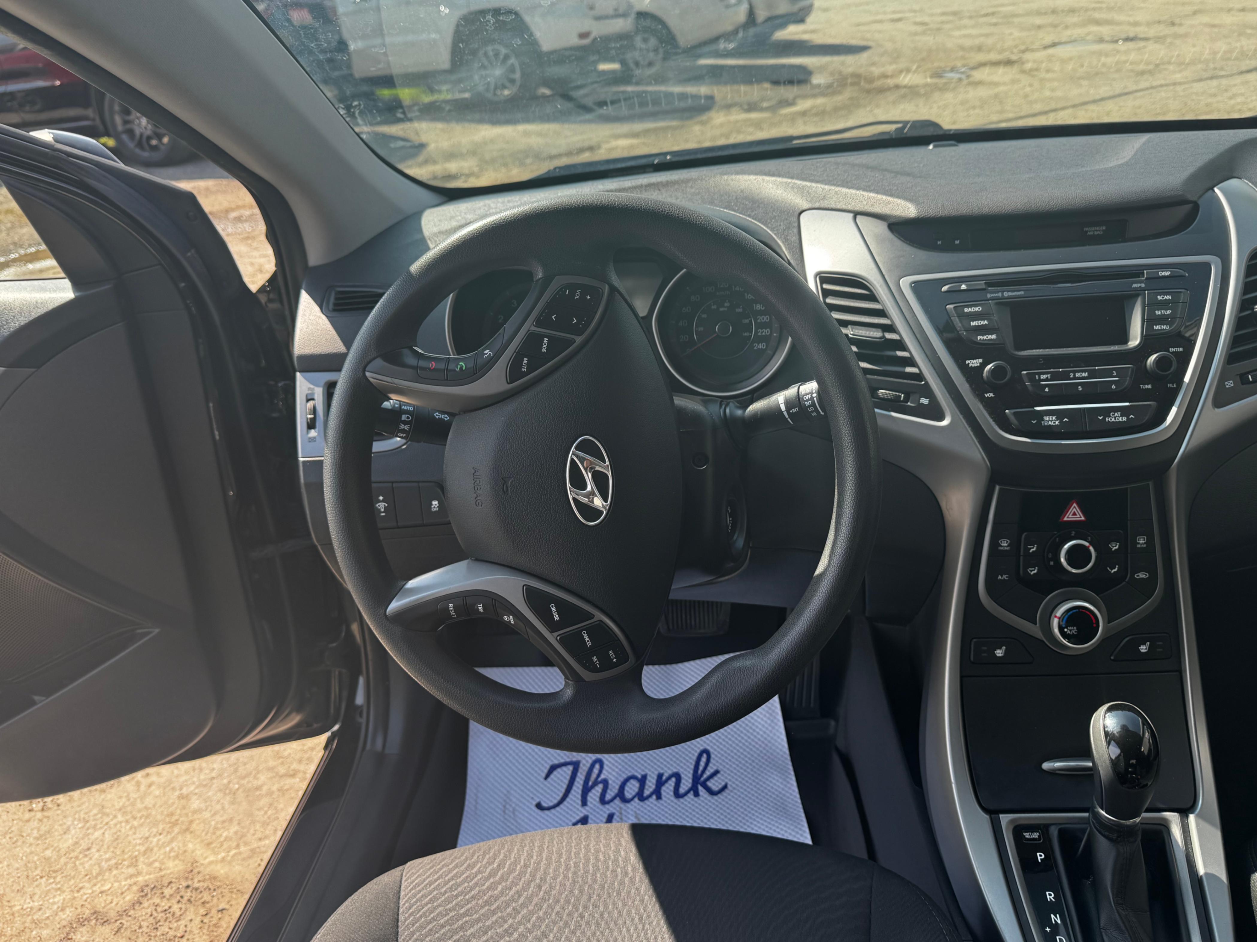 /stouffvilleautosales/2015-Hyundai-Elantra-8459114770123235.jpg