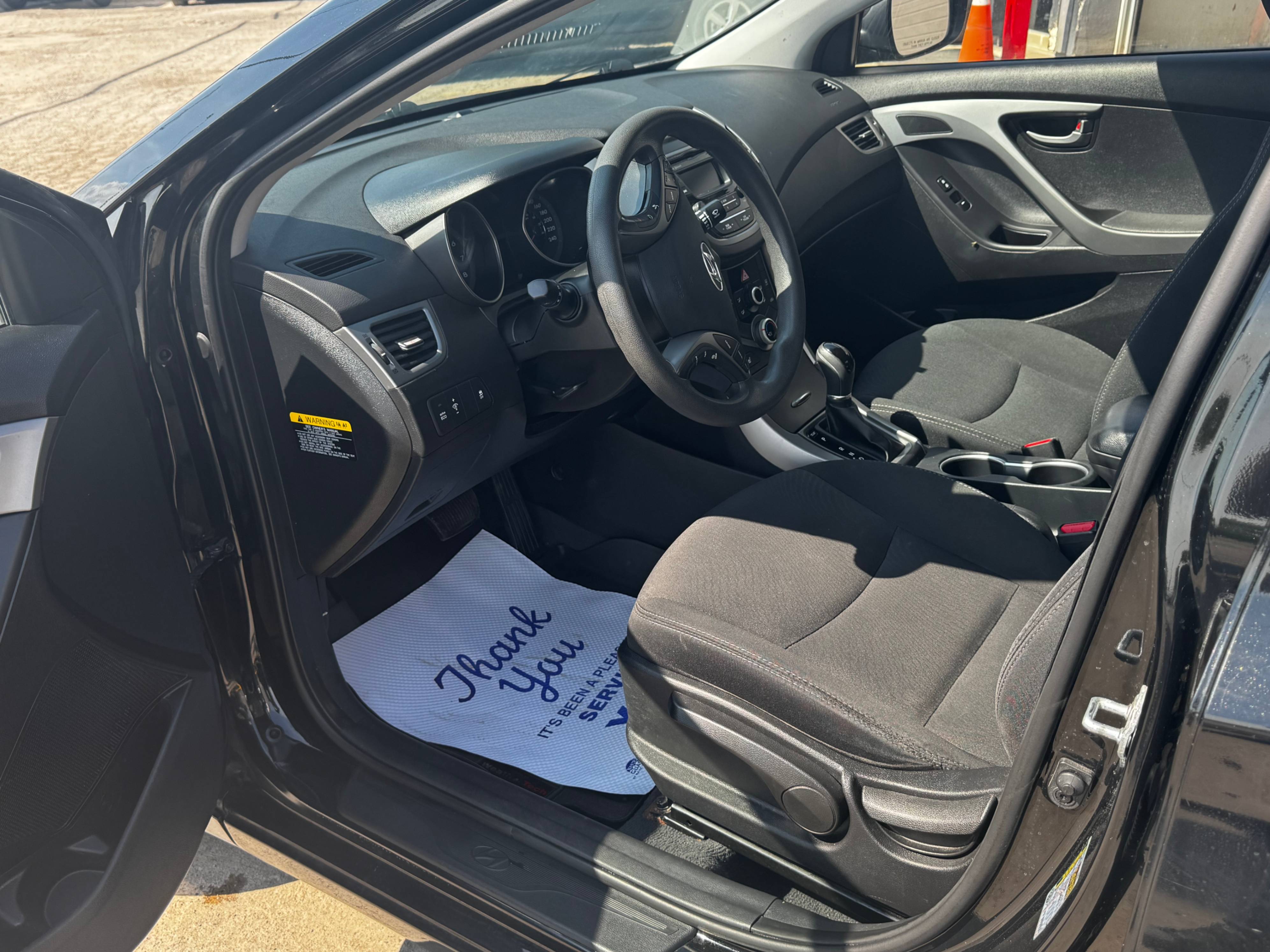/stouffvilleautosales/2015-Hyundai-Elantra-9259272896105706.jpg