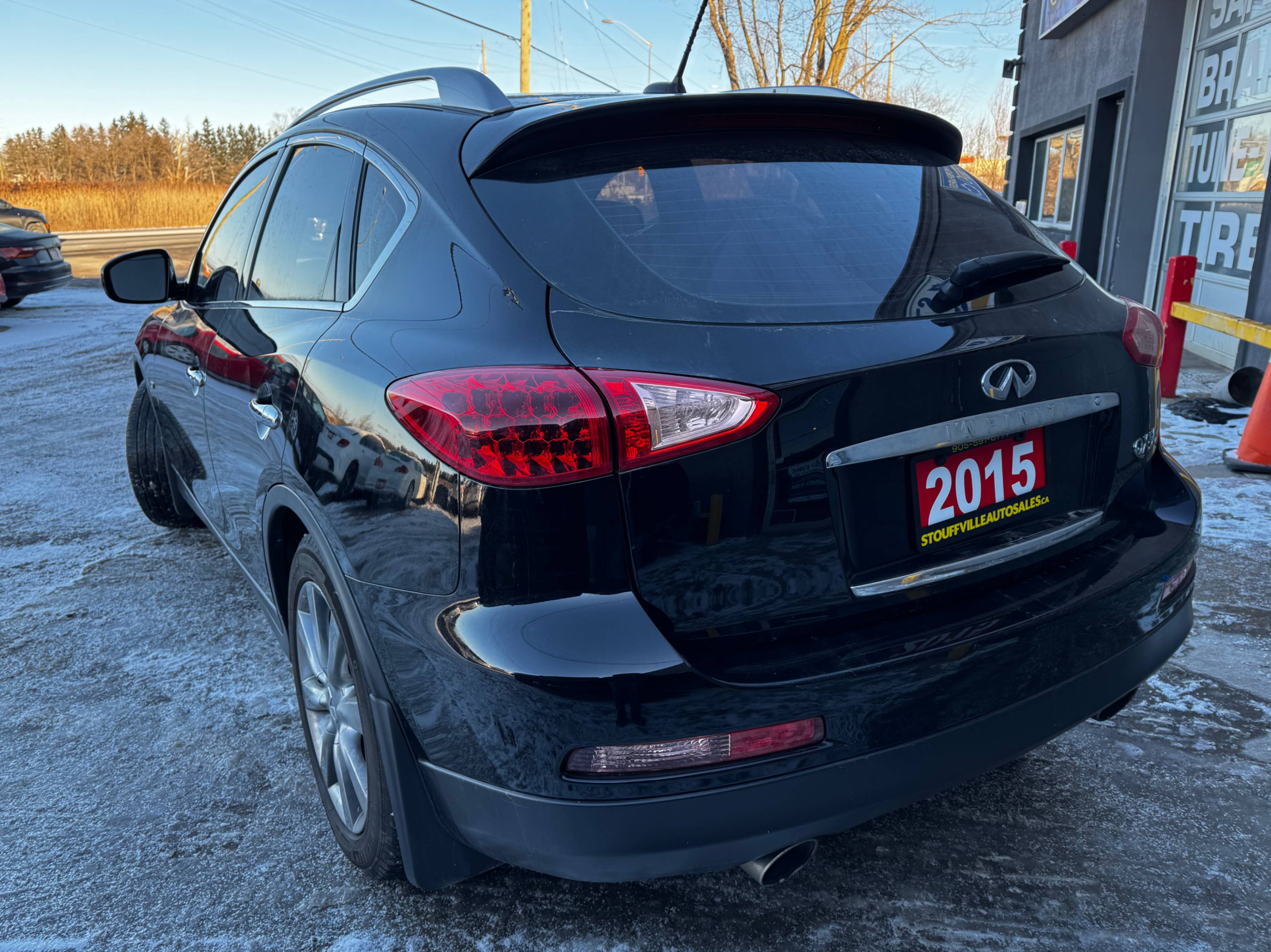 /stouffvilleautosales/2015-INFINITI-QX50-3489019272875491.jpg