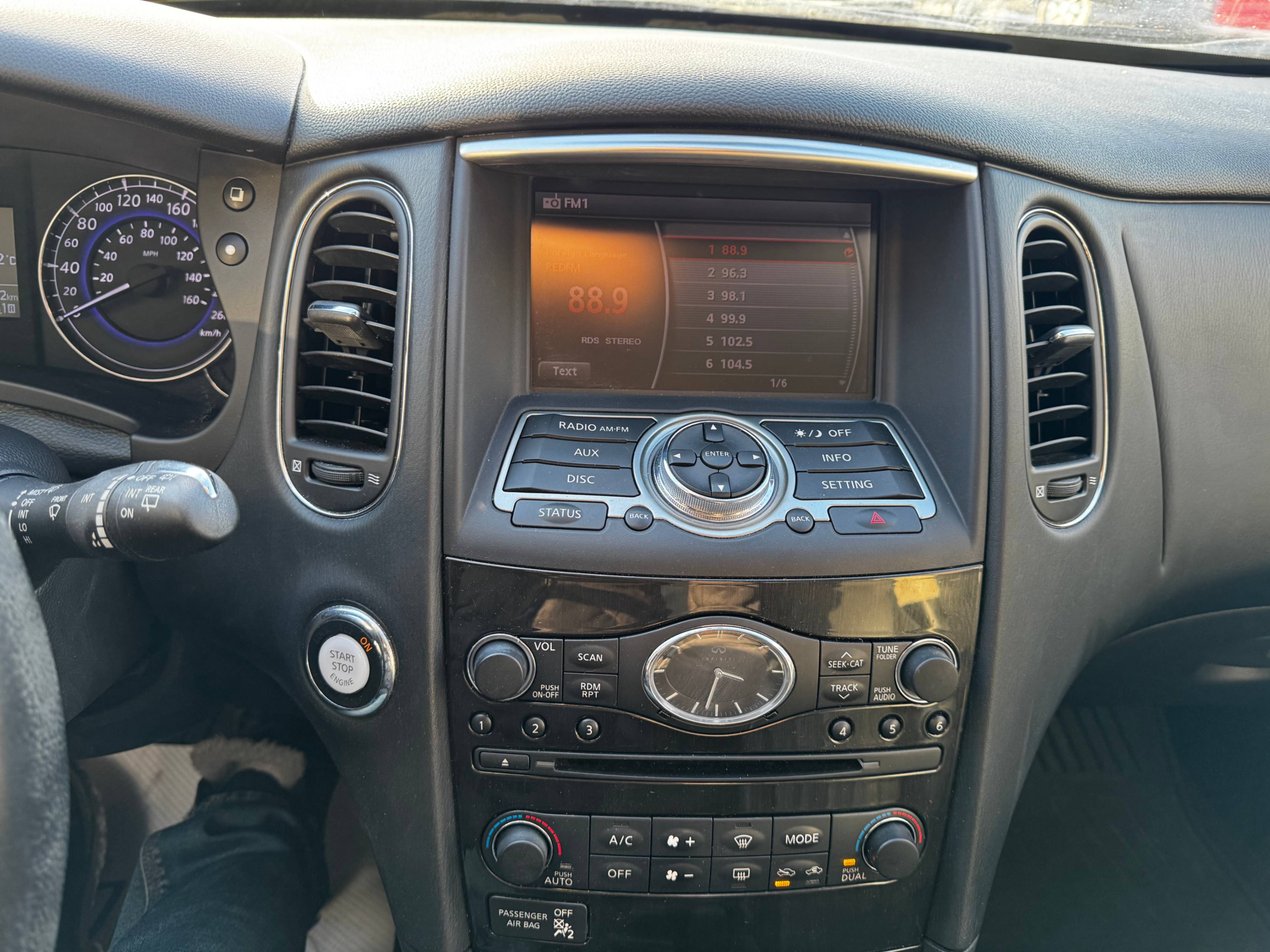 /stouffvilleautosales/2015-INFINITI-QX50-6070625342168645.jpg
