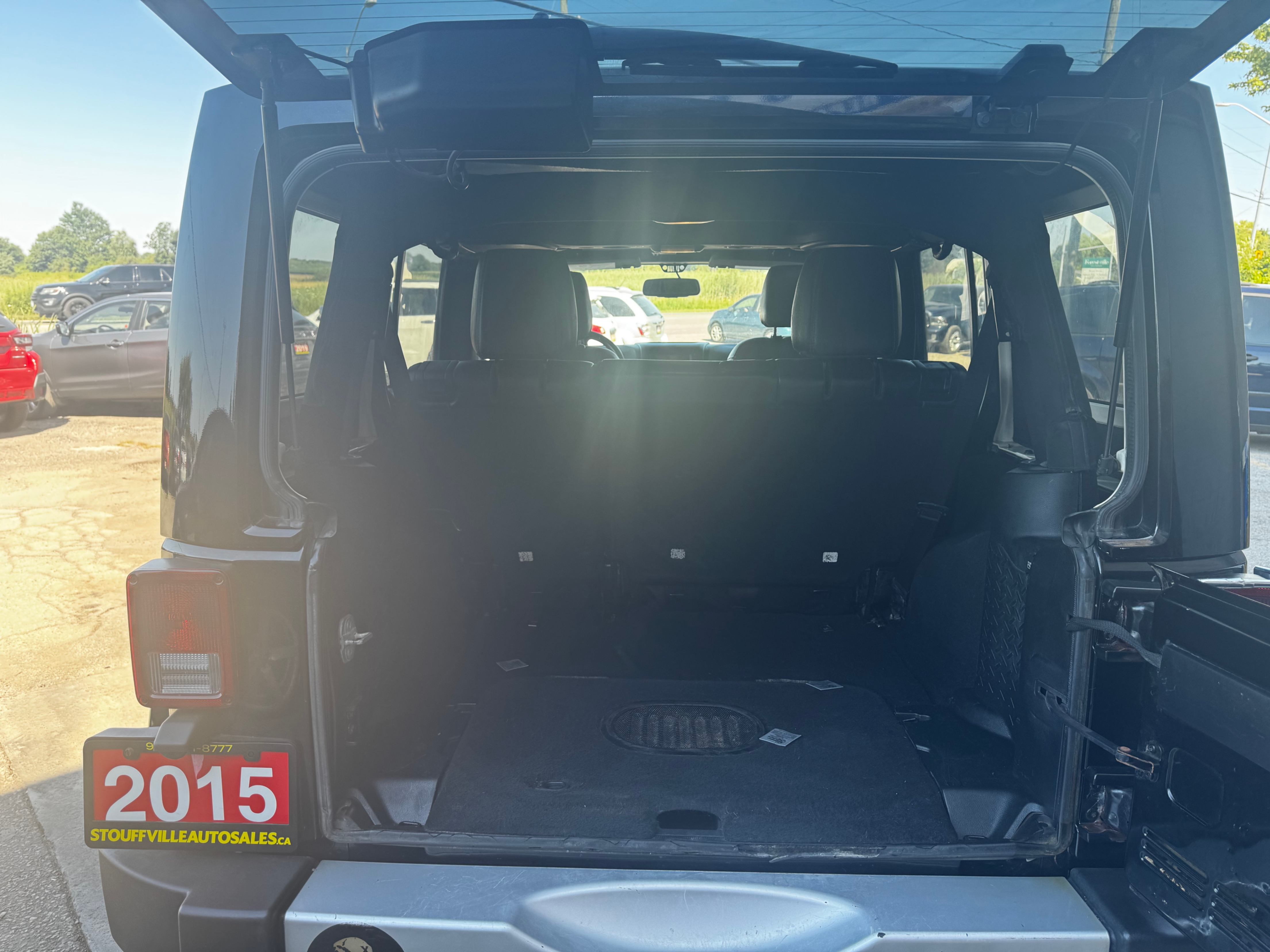 /stouffvilleautosales/2015-Jeep-WranglerUnlimited-3445150652334632.jpg