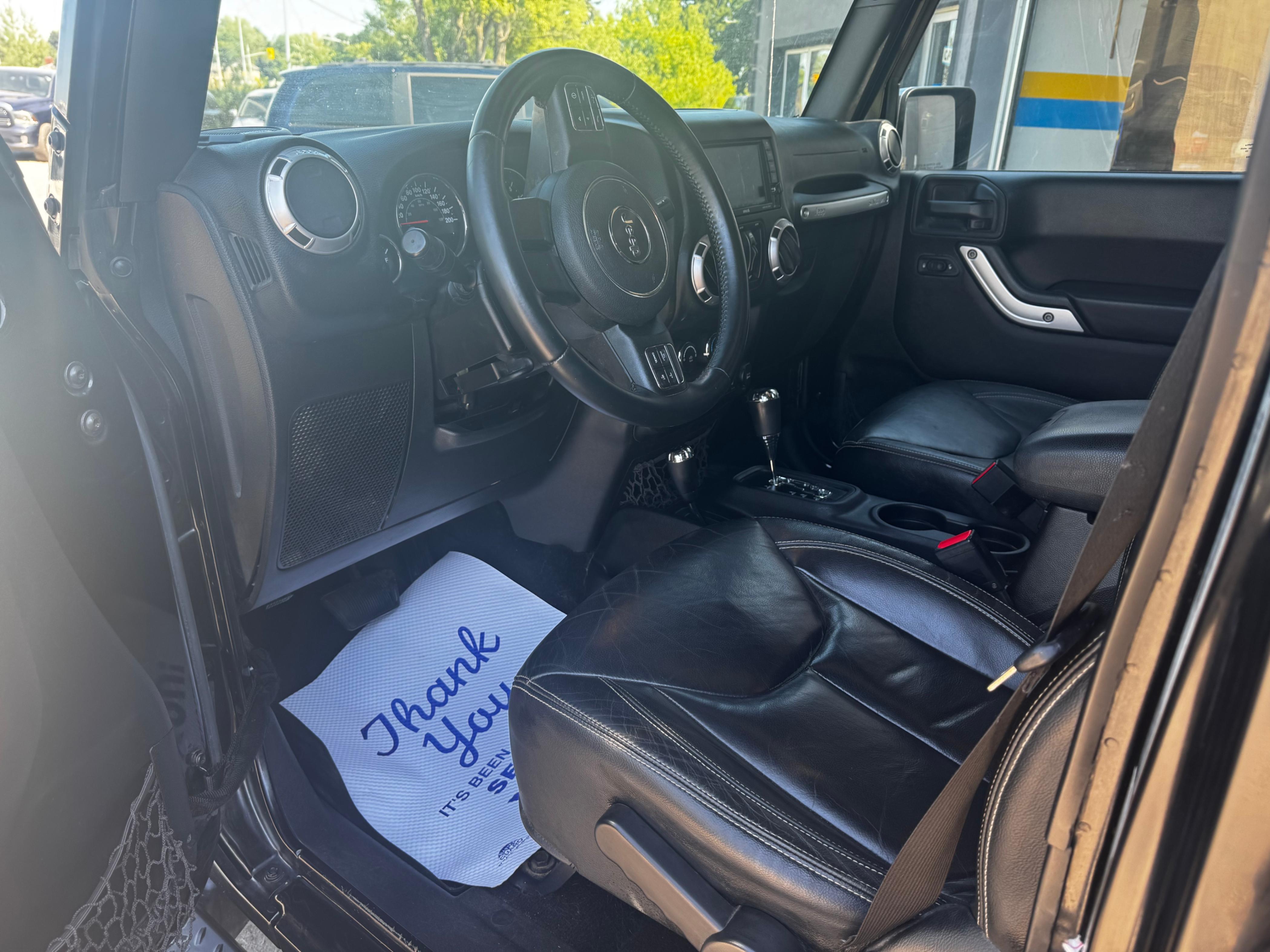 /stouffvilleautosales/2015-Jeep-WranglerUnlimited-7859878404406977.jpg