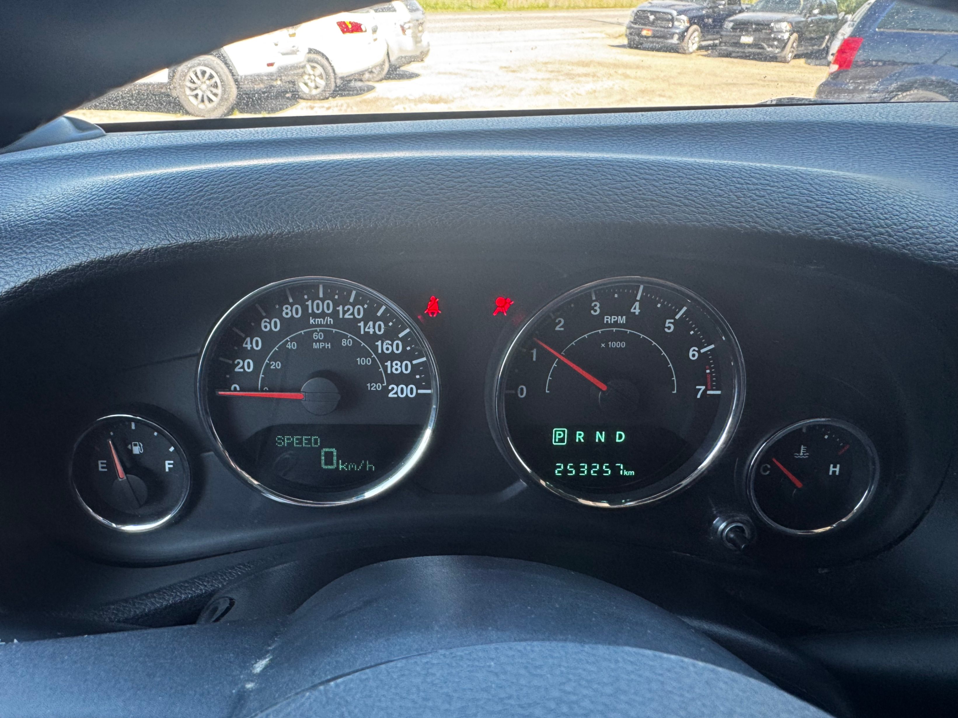 /stouffvilleautosales/2015-Jeep-WranglerUnlimited-8064987323058432.jpg