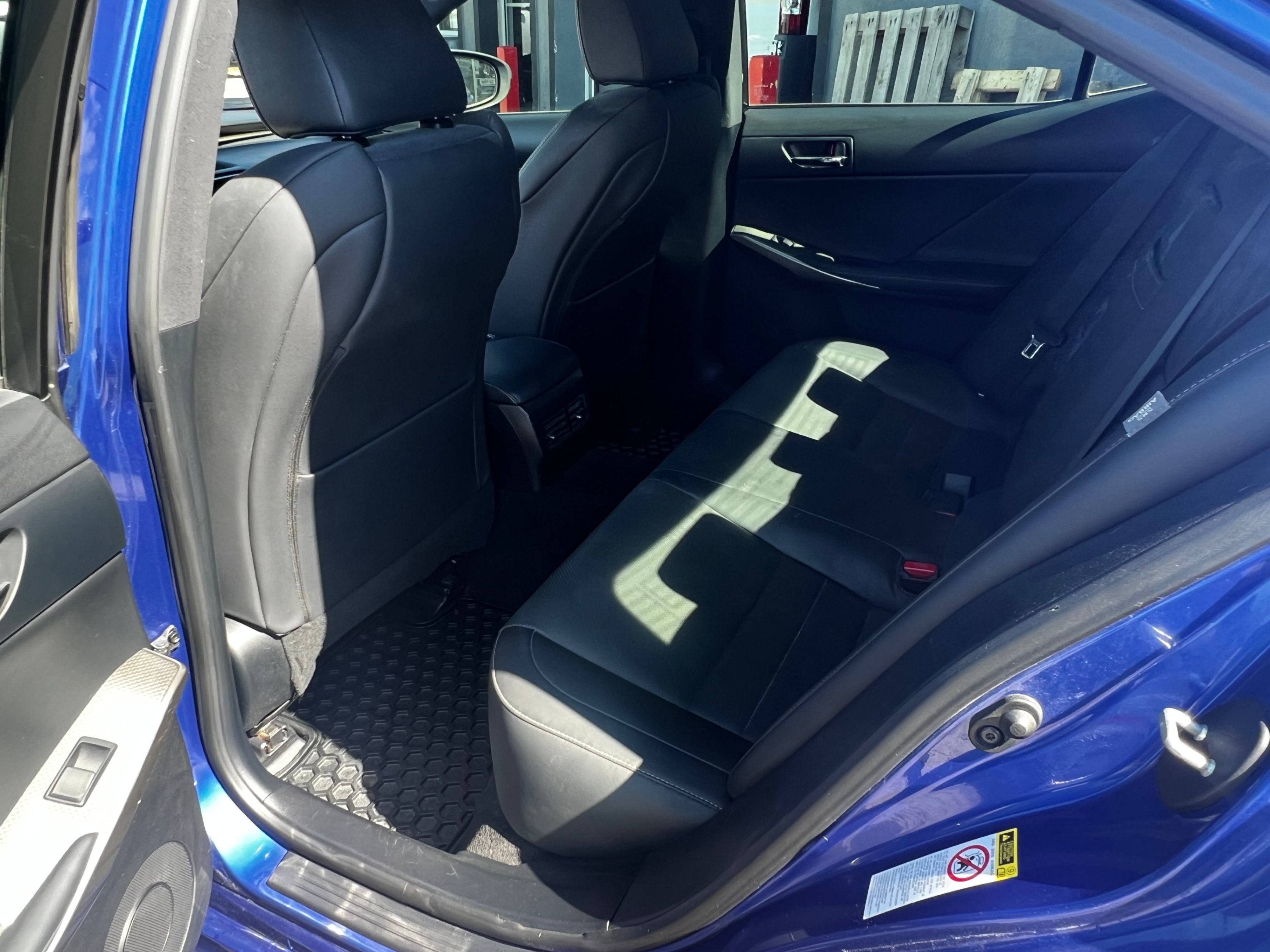 /stouffvilleautosales/2015-Lexus-IS250-2254761483895955.jpg
