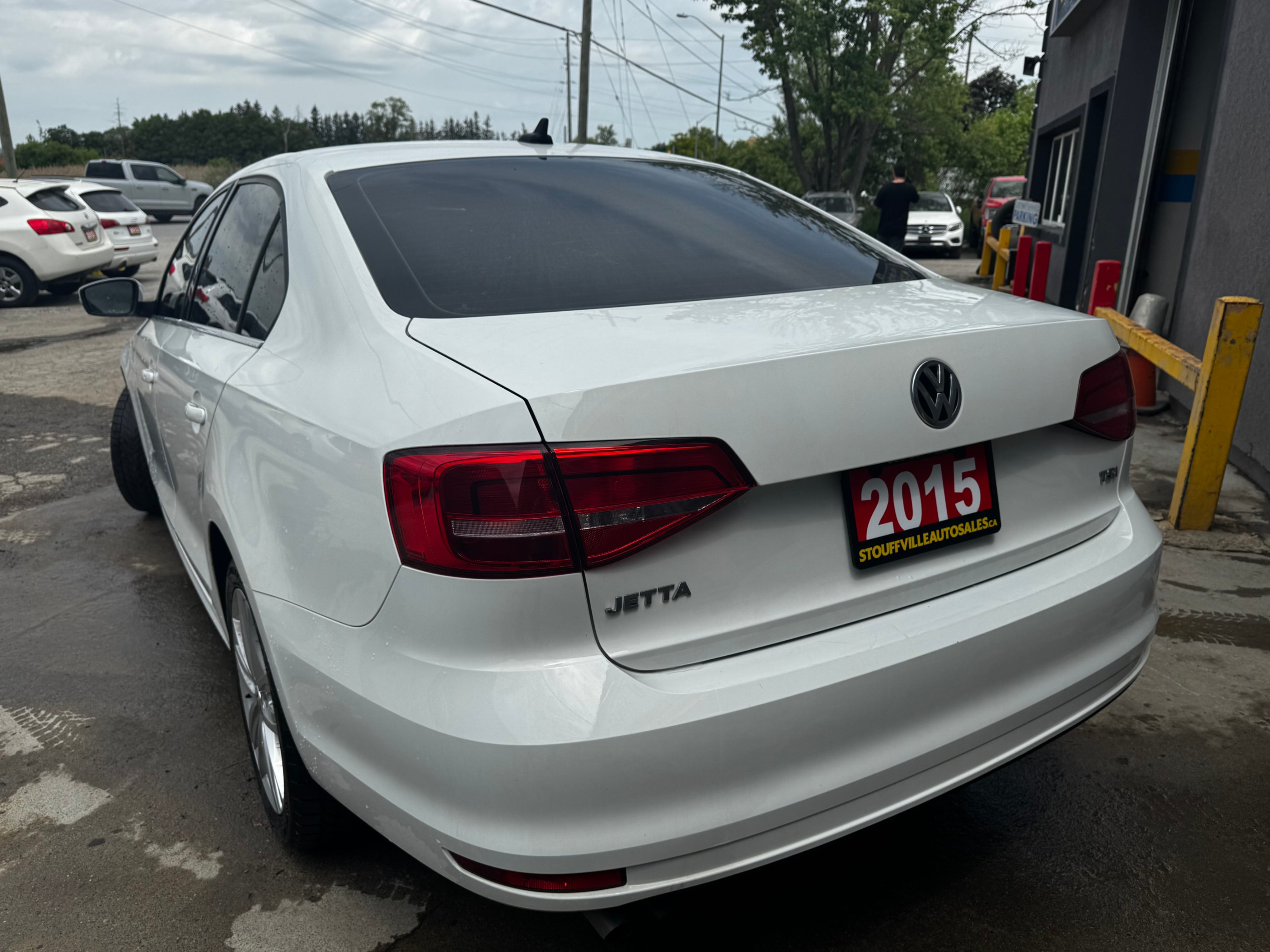 /stouffvilleautosales/2015-Volkswagen-Jetta-21612474327836573.jpg