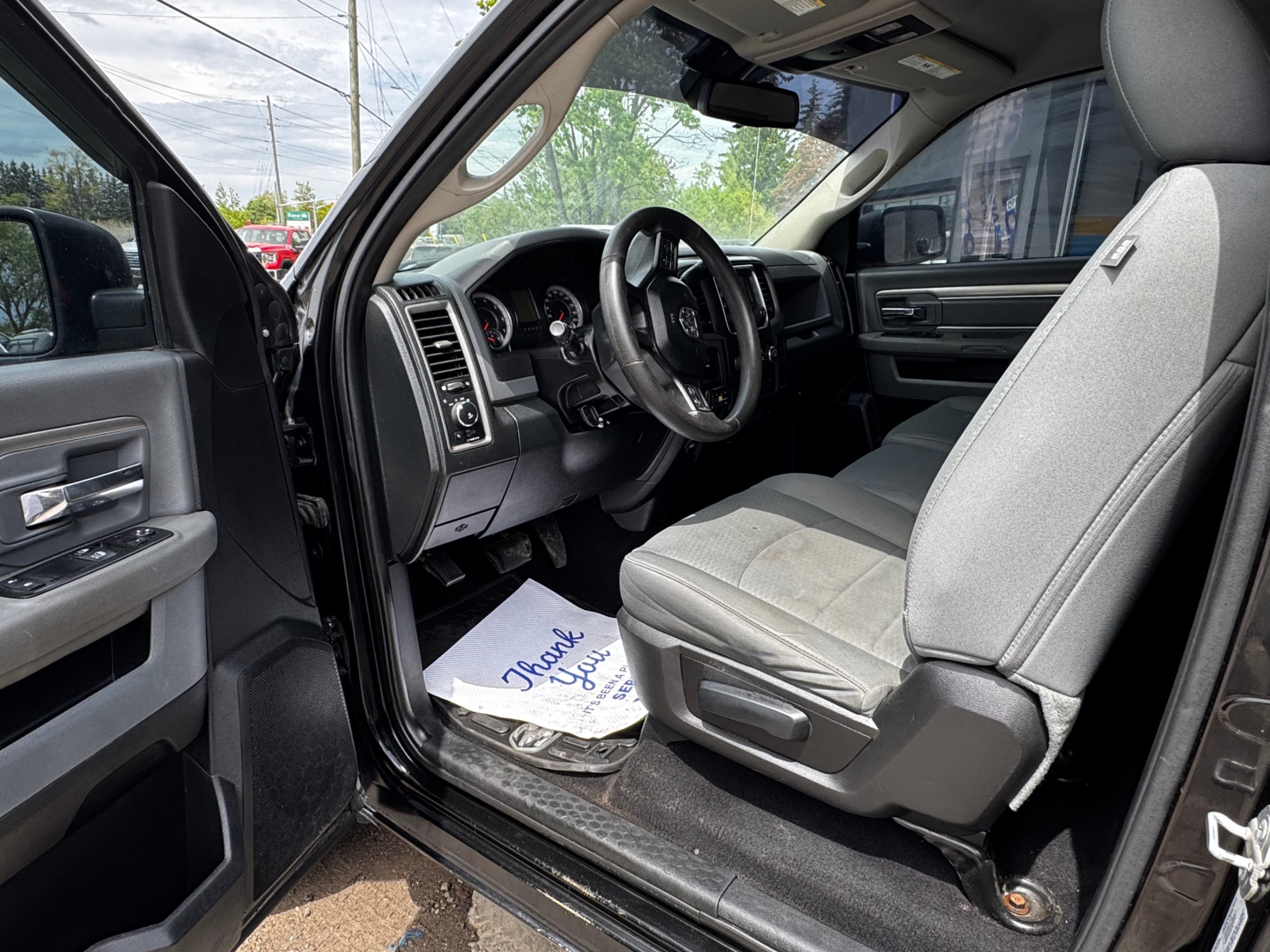 /stouffvilleautosales/2016-Ram-1500-18327420957494844.jpg