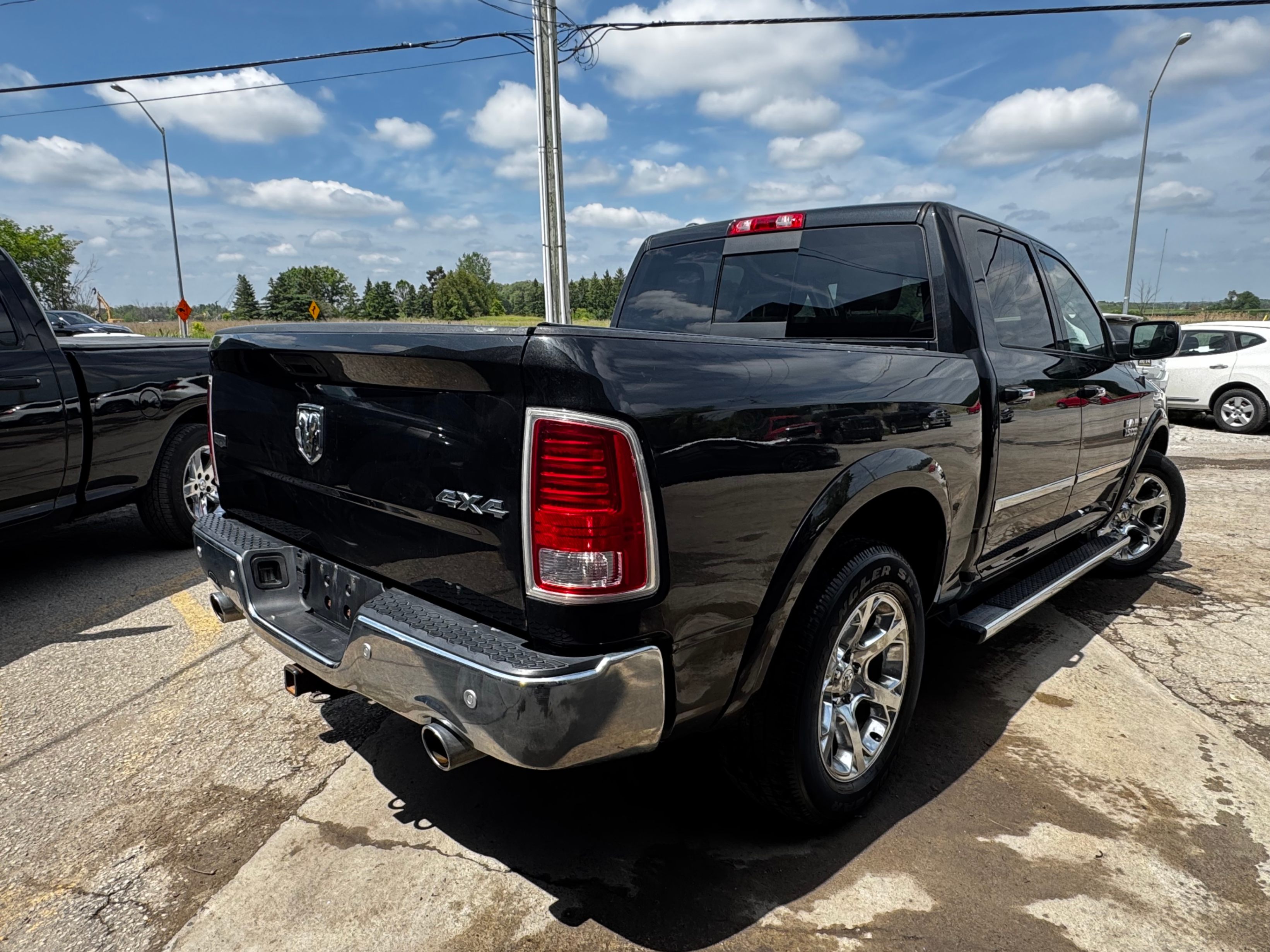 /stouffvilleautosales/2016-Ram-1500-46009607191998314.jpg