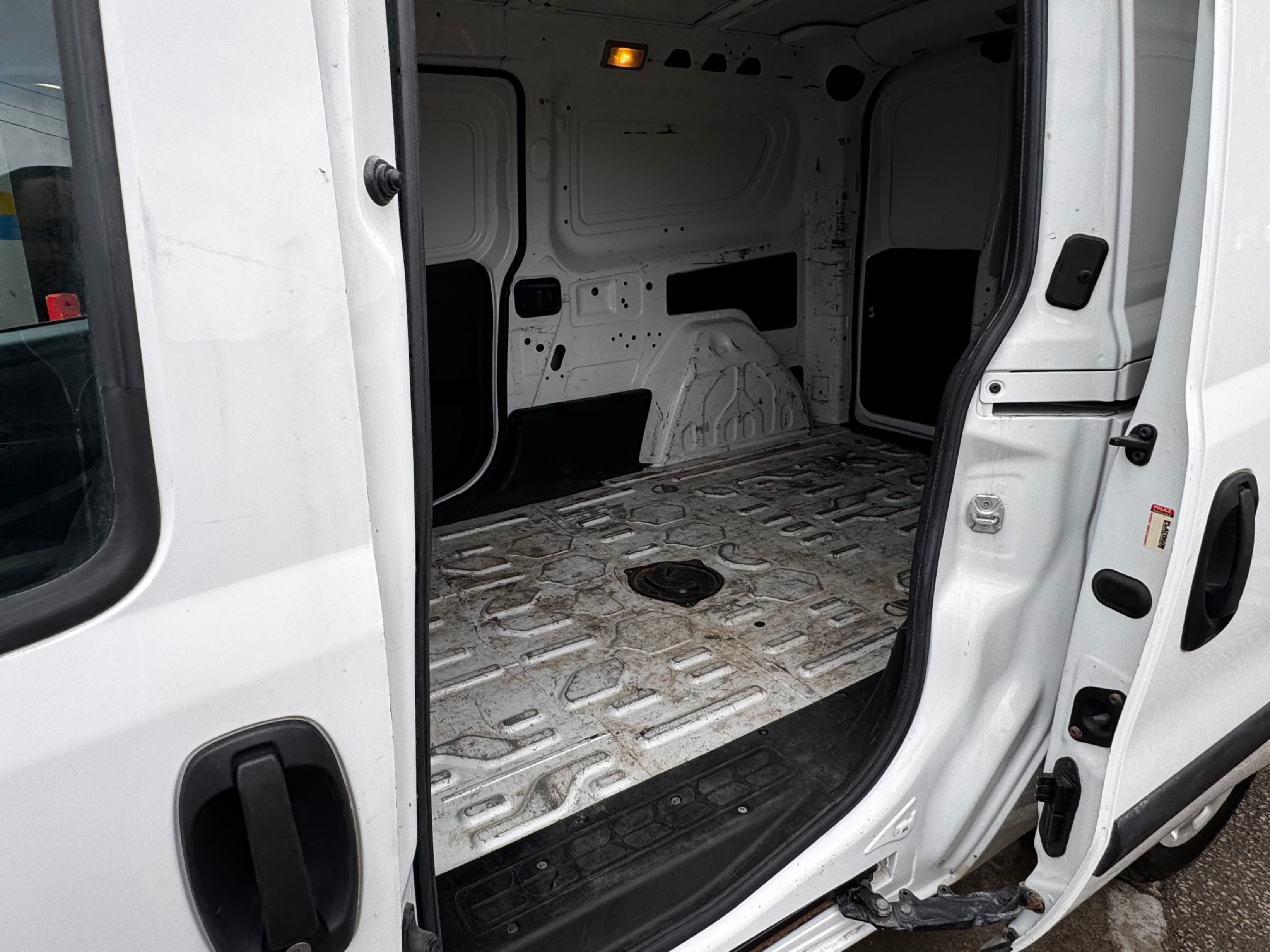 /stouffvilleautosales/2016-Ram-ProMasterCity-5828905366468682.jpg