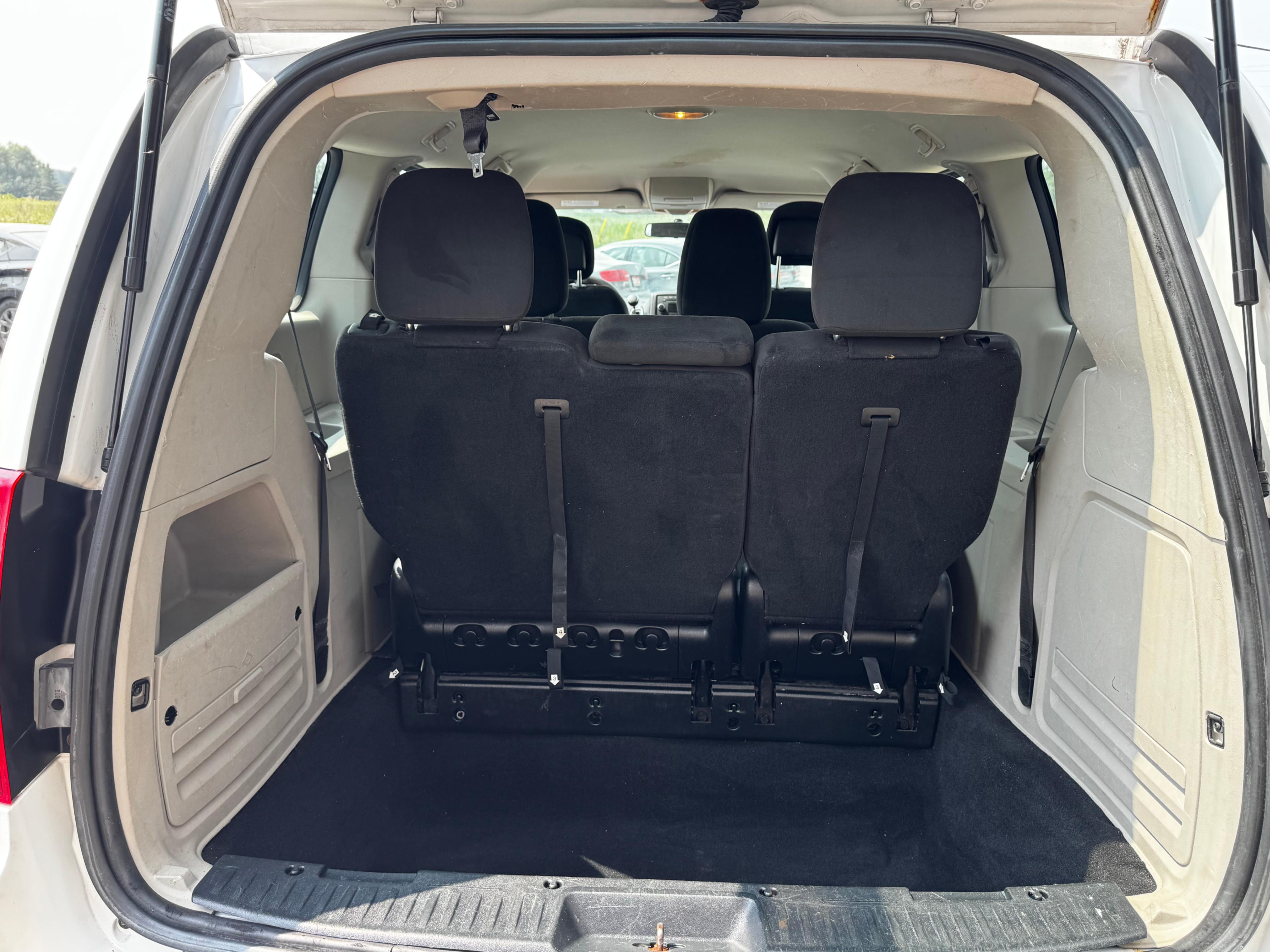 /stouffvilleautosales/2017-Dodge-GrandCaravan-46704434615603896.jpg