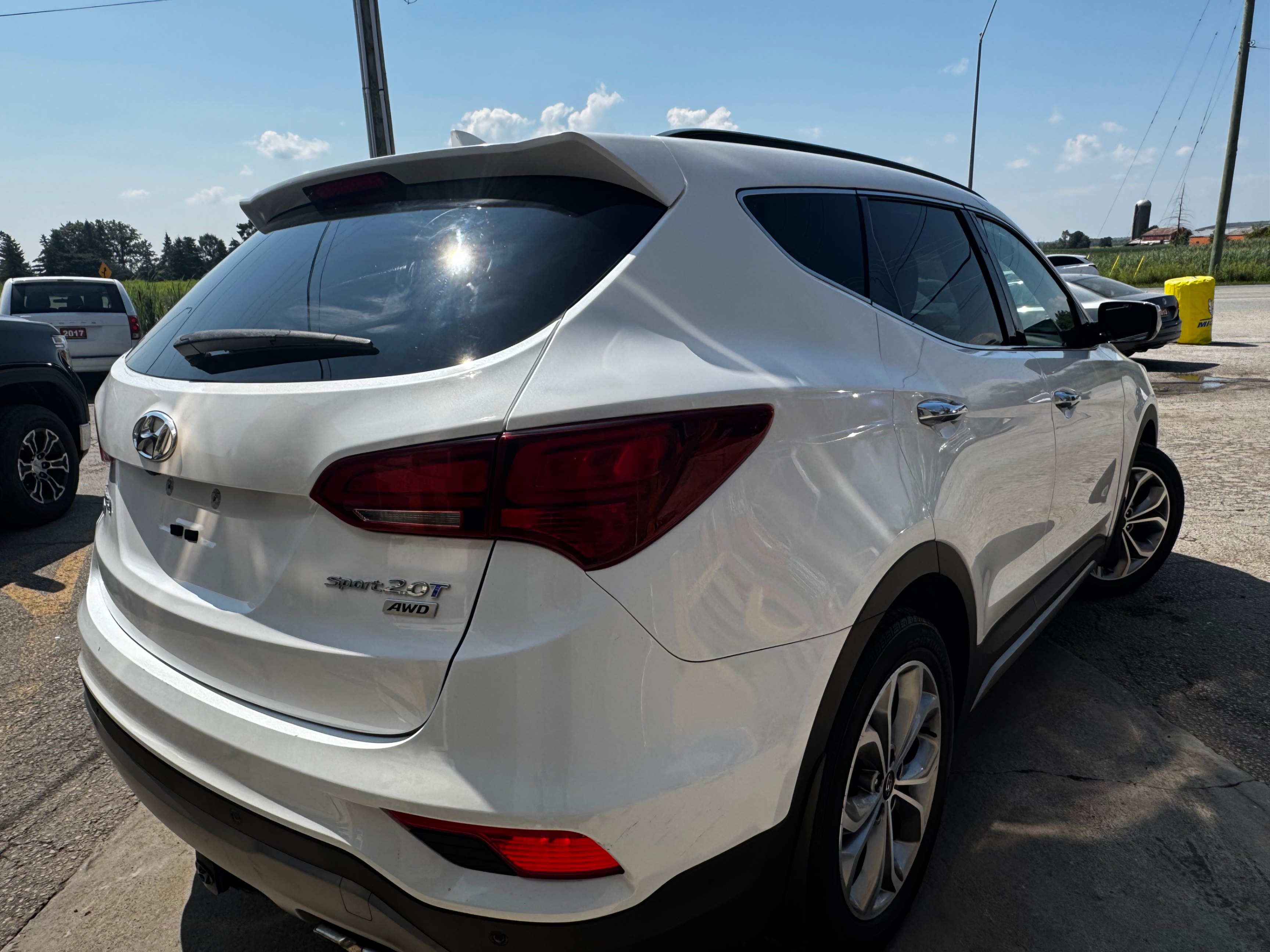 /stouffvilleautosales/2017-Hyundai-SantaFe-9468738714000715.jpg