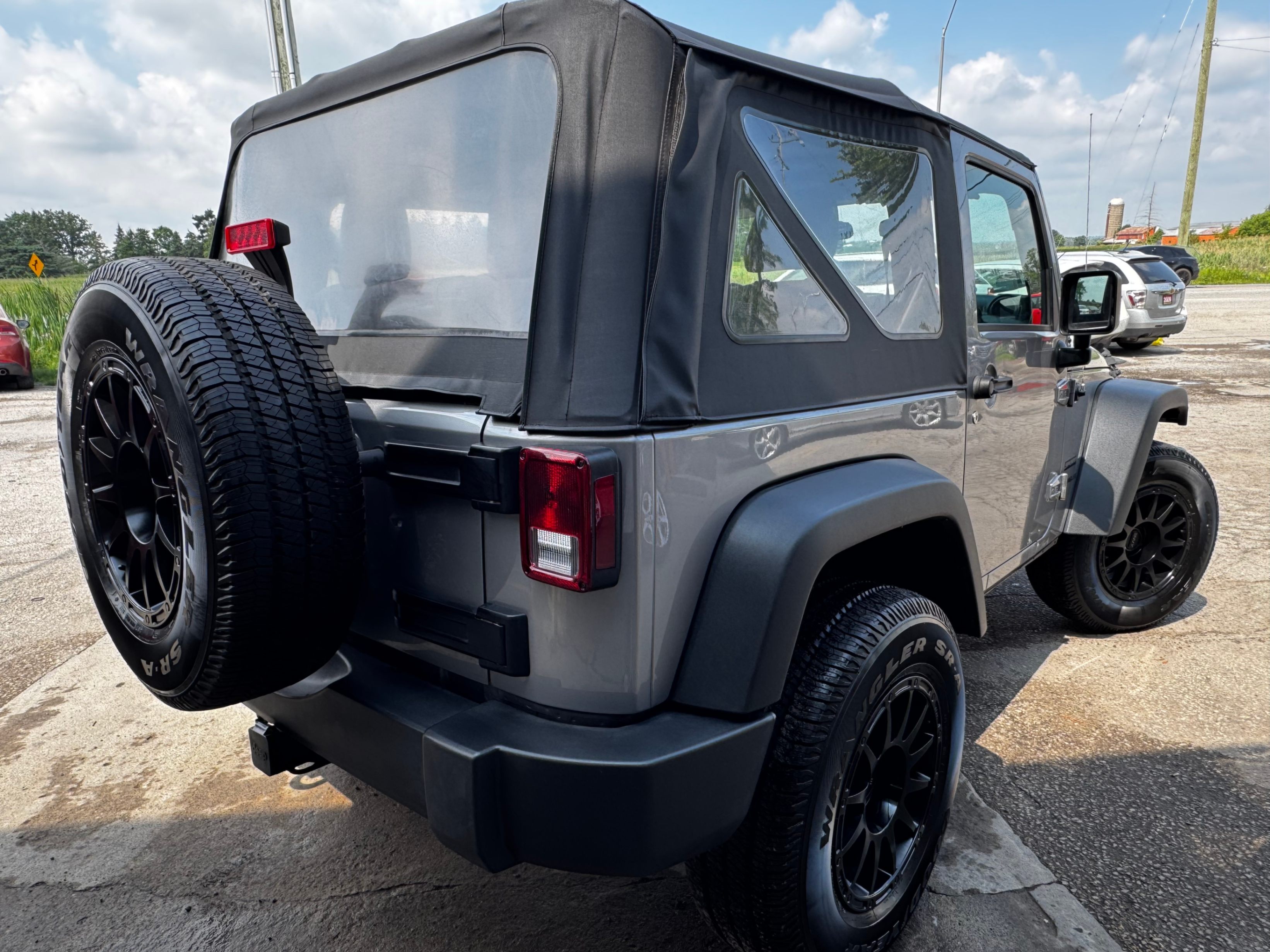 /stouffvilleautosales/2017-Jeep-Wrangler-9611986628889655.jpg