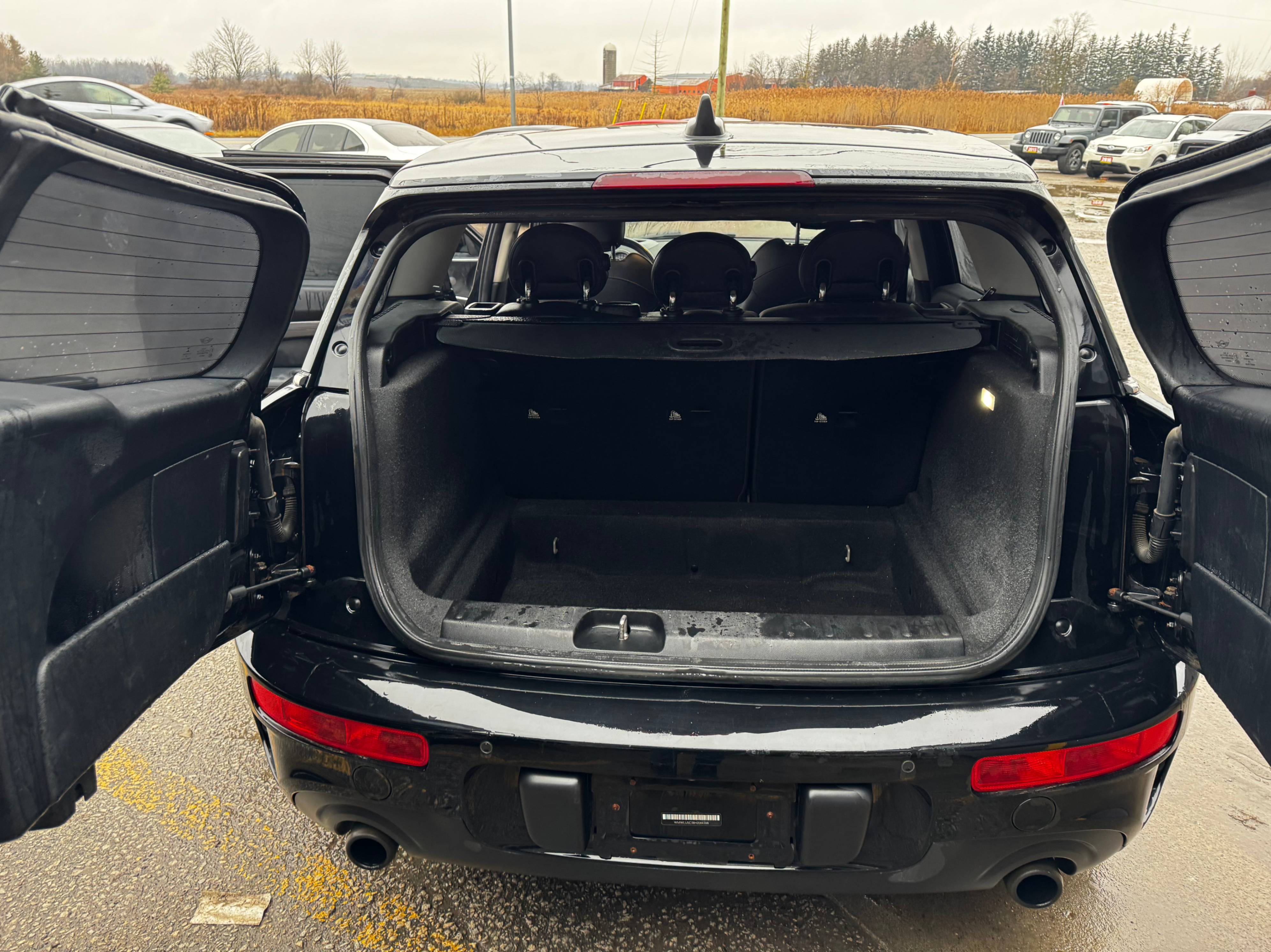 /stouffvilleautosales/2017-MINI-CooperClubman-22553292307395756.jpg