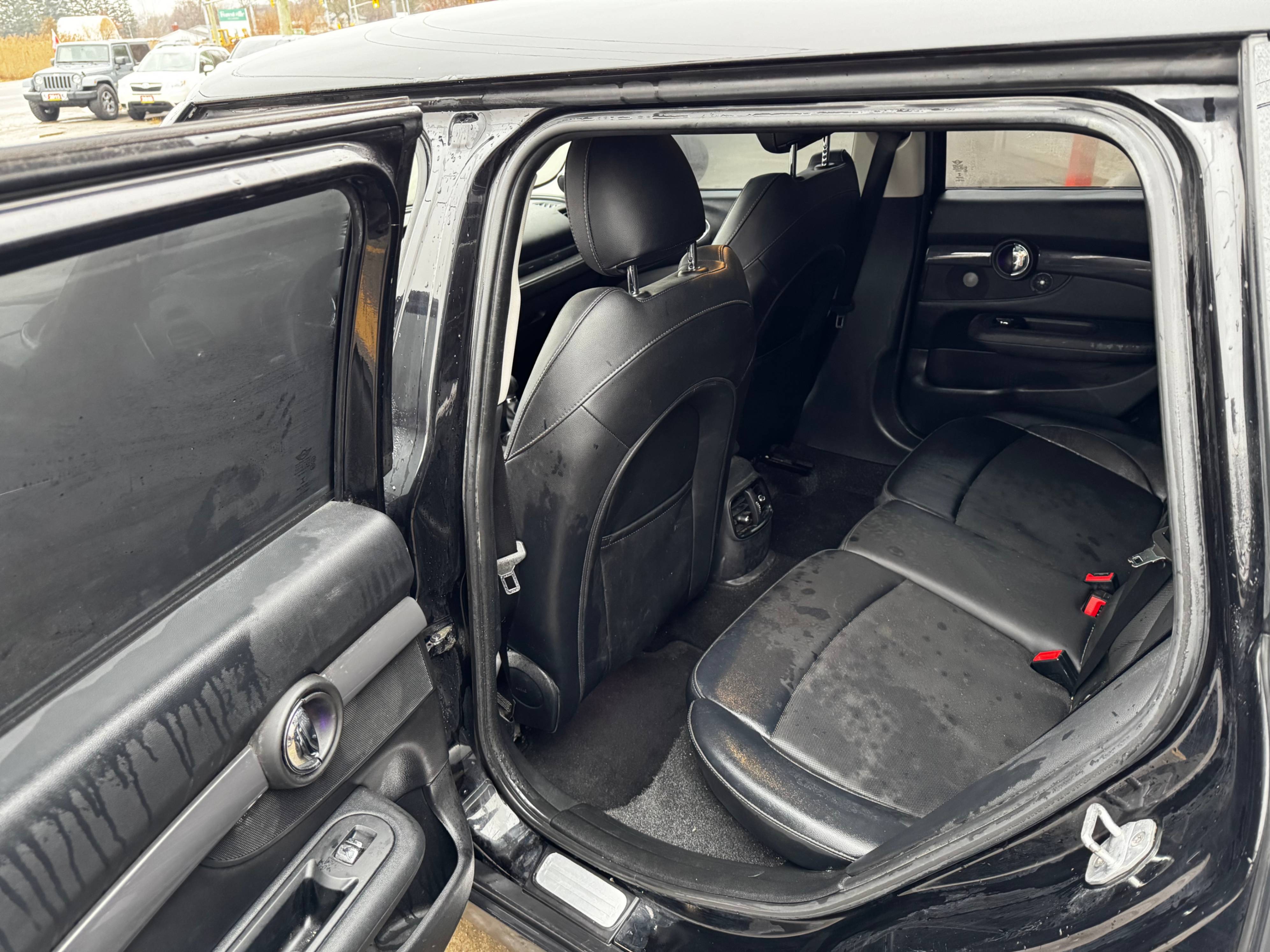 /stouffvilleautosales/2017-MINI-CooperClubman-7046550376951748.jpg